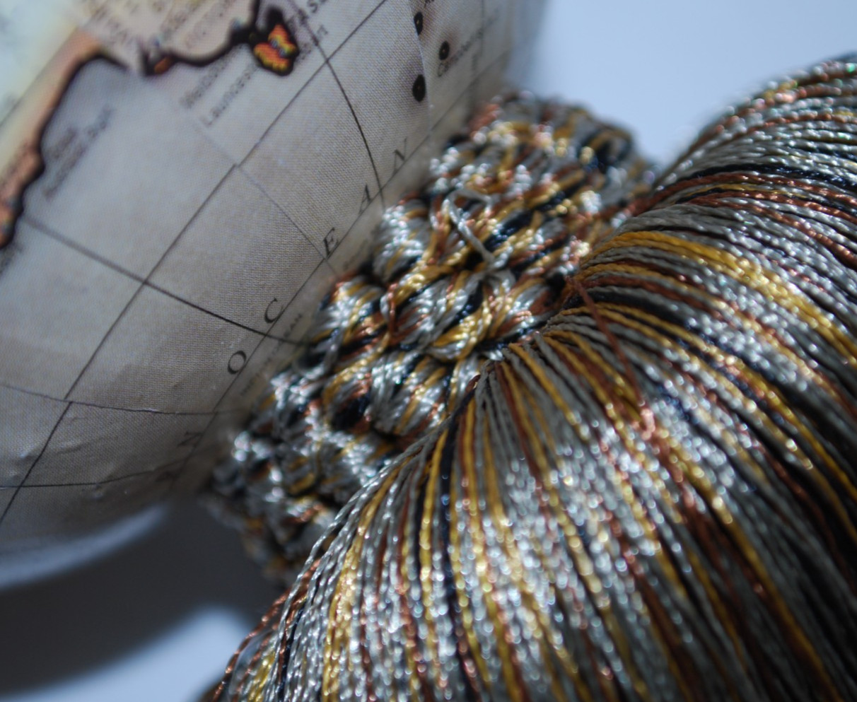 Vintage Decorative Tassels Olde World Style Globe Browns Beautiful Antique Look