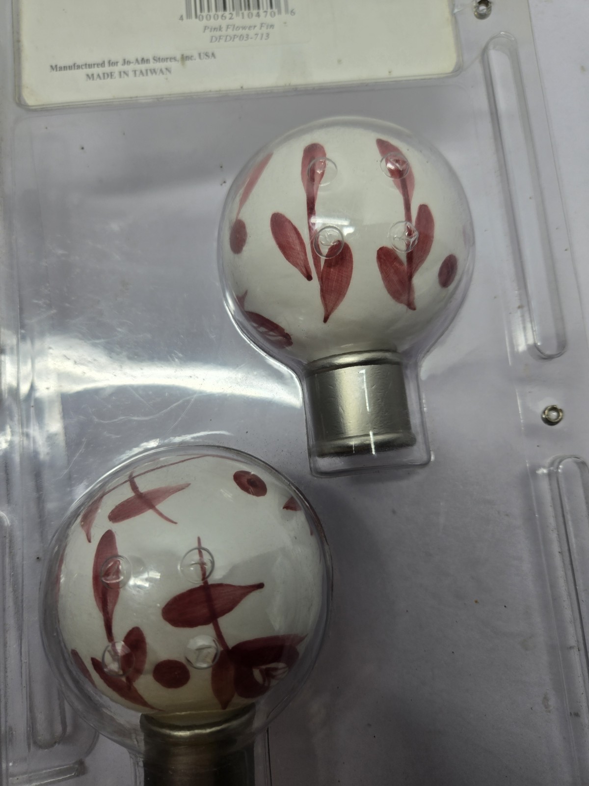 Vintage Set of 4 Pink Floral Finials 3.5” Diameter Each – New in Packaging