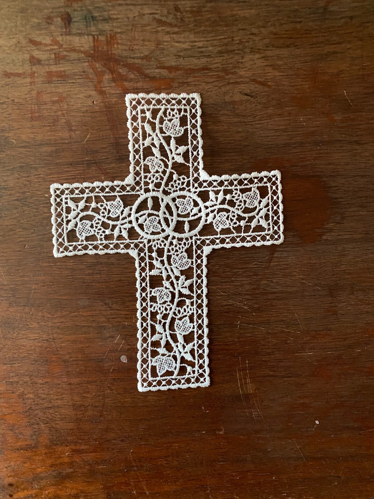 Heritage NEW WALL DECOR Cross, ecru color.