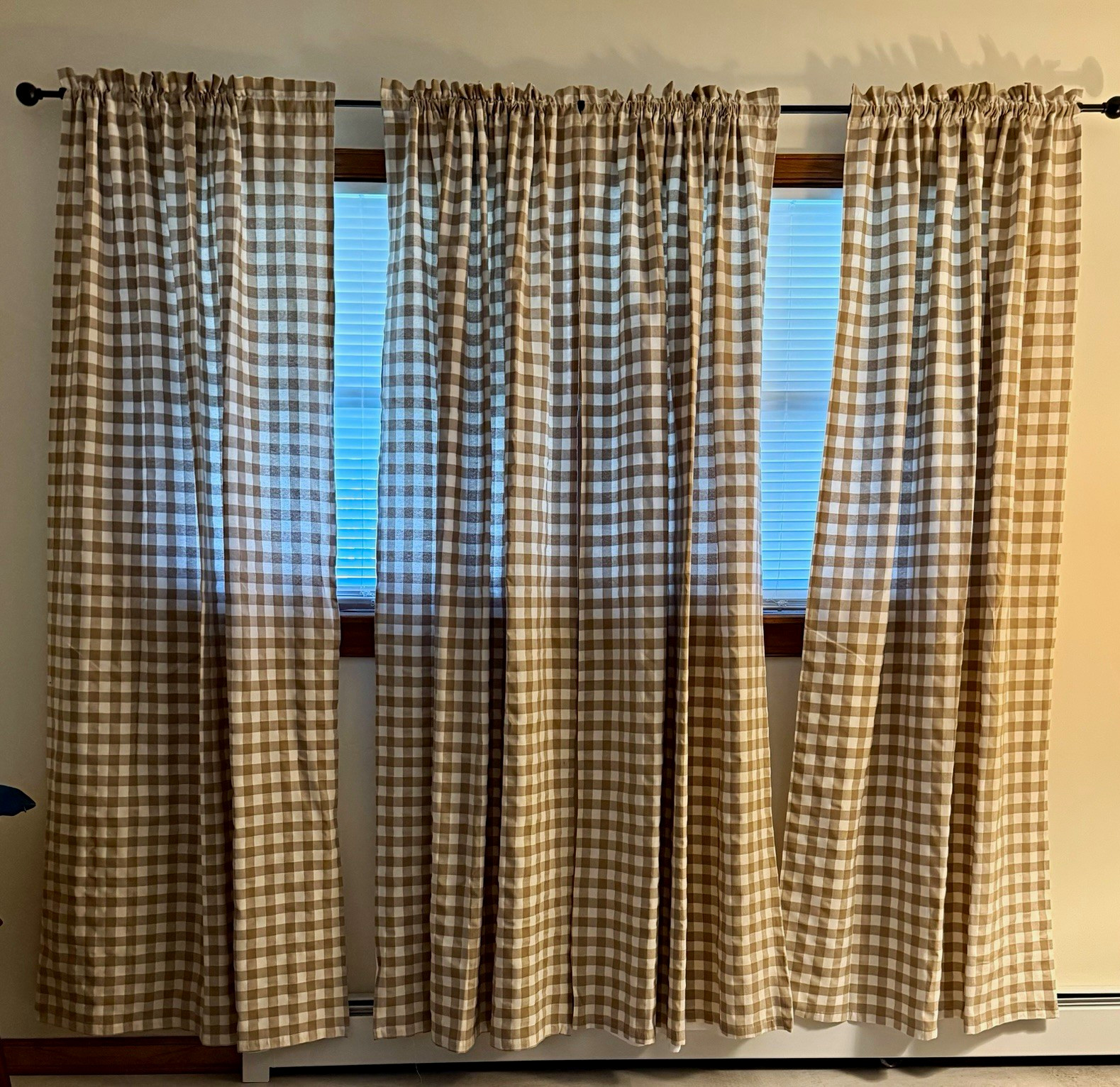 Curtains – Beige/White Buffalo Check Cotton Rod Pocket Panels 40×82