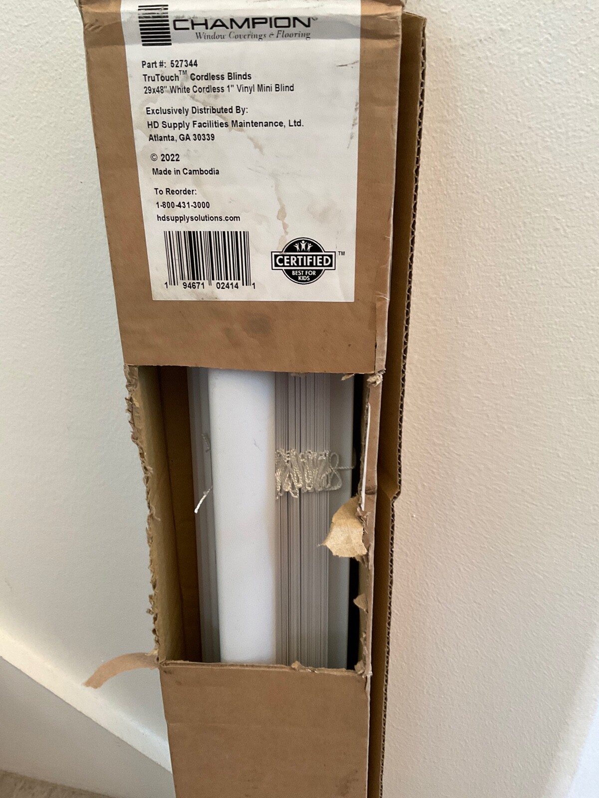 Champion TruTouch Cordless 1″ Vinyl Mini Blind 29″ x 48″ White
