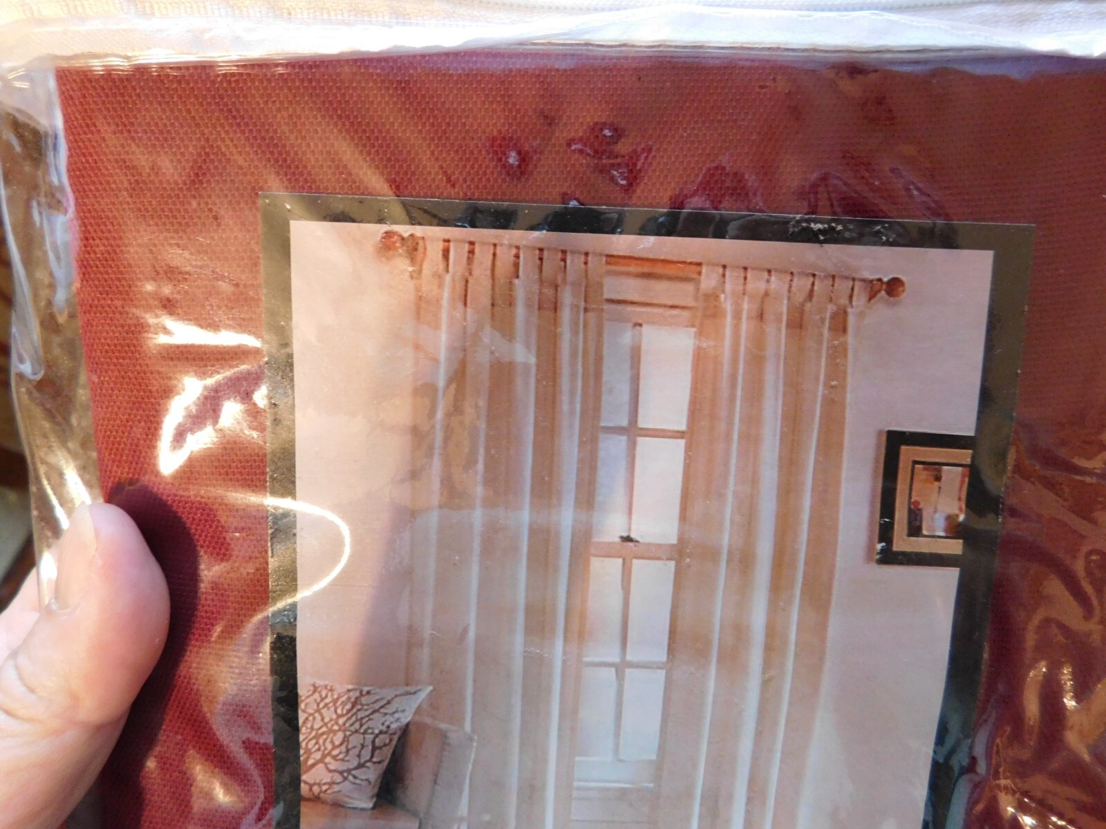 PAIR OF TAB TOP WINDOW PANELS, BURGANDY, 40″ X 84″ EACH
