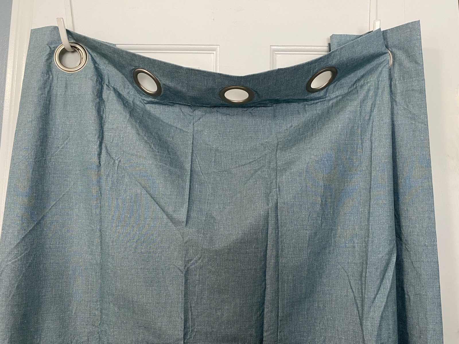 Sun Zero Grommet Top Curtain Window Panels 40X63″ Green Lot Of 3 Panels