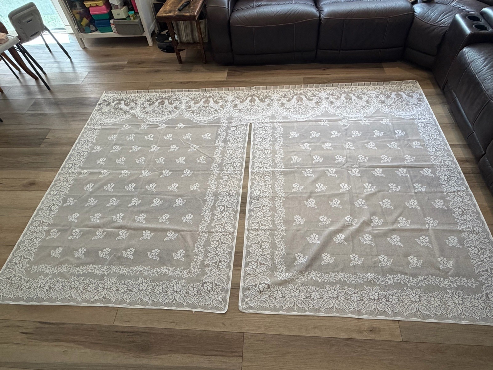 Vtg Lace Panel Pair Curtain W/ Matching Tie Backs USA Made 118”x81” Floral Birds