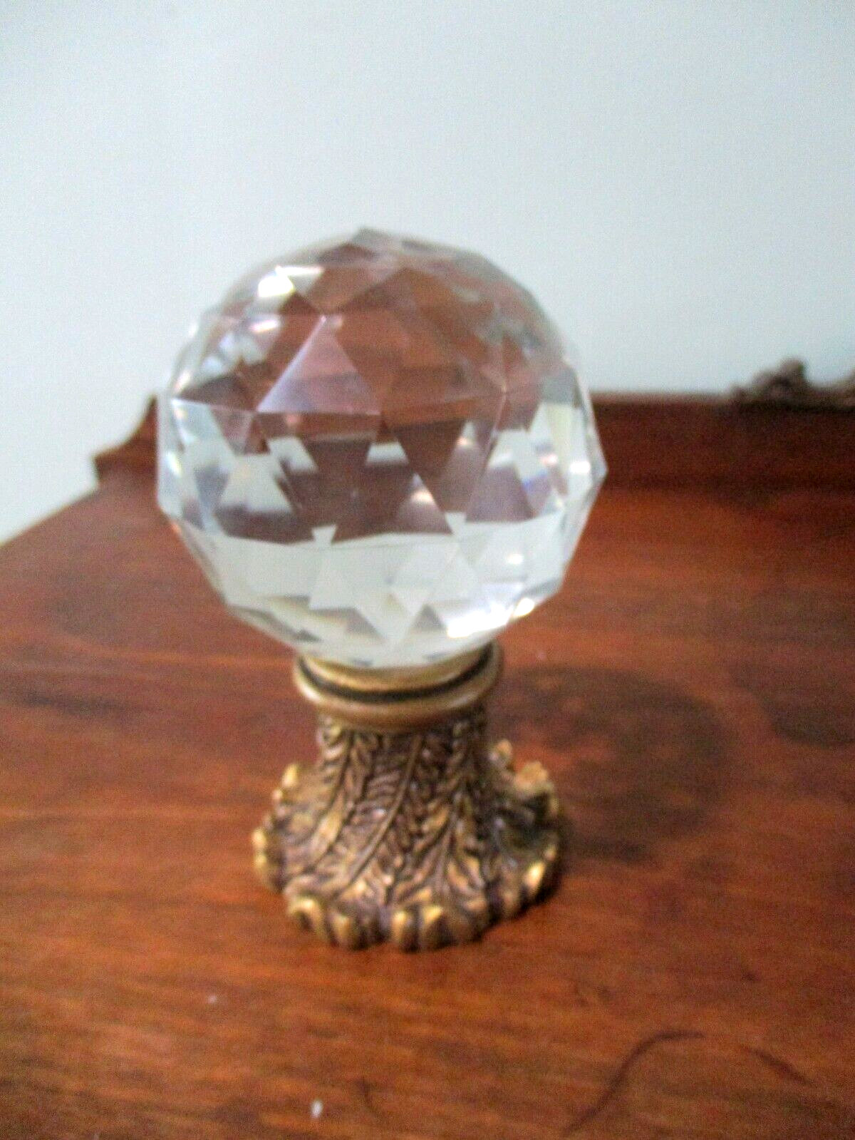 Murano Finesse Faceted Crystal Ball gold leaf base Glass Curtain Rod Finial