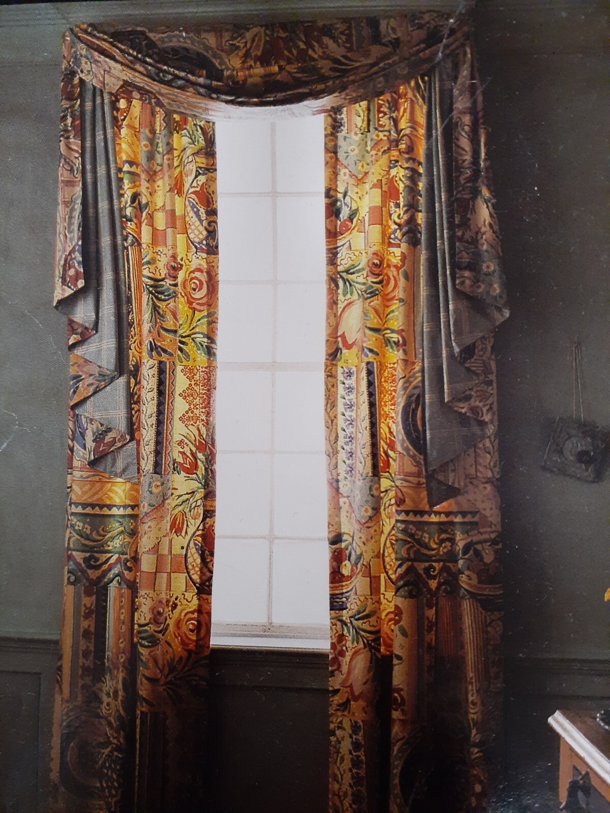 Collier Campbell Window Scarf-GYPSY DANCE Chintz Two Fabrics-2 Available