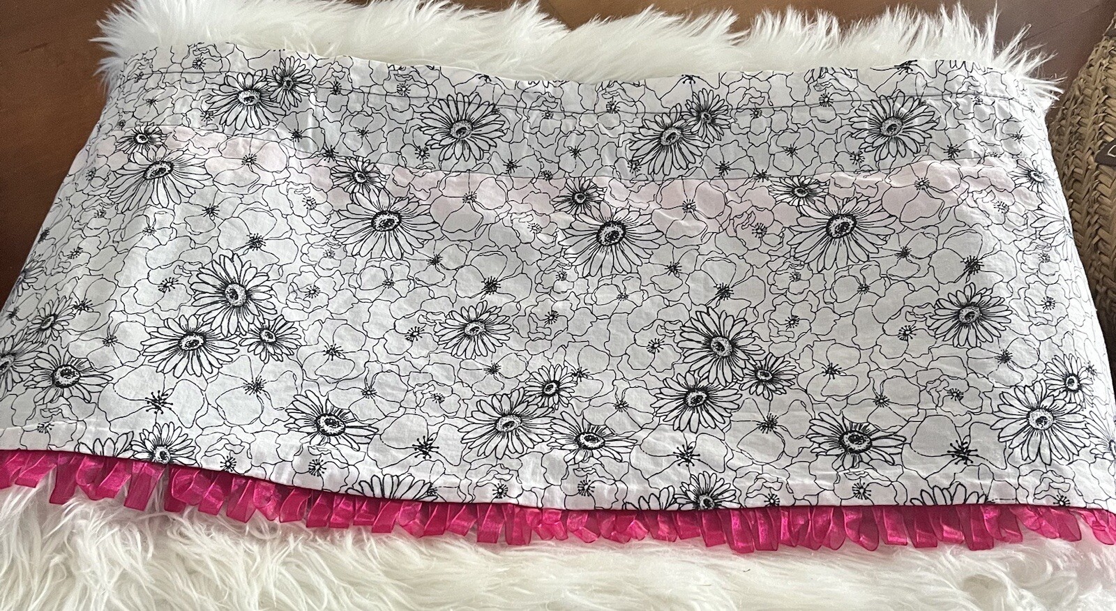 RETRO 38” L Reversible ValanceBlack/White PolkaDot/Fushia Pink & Flip Floral🩷🖤
