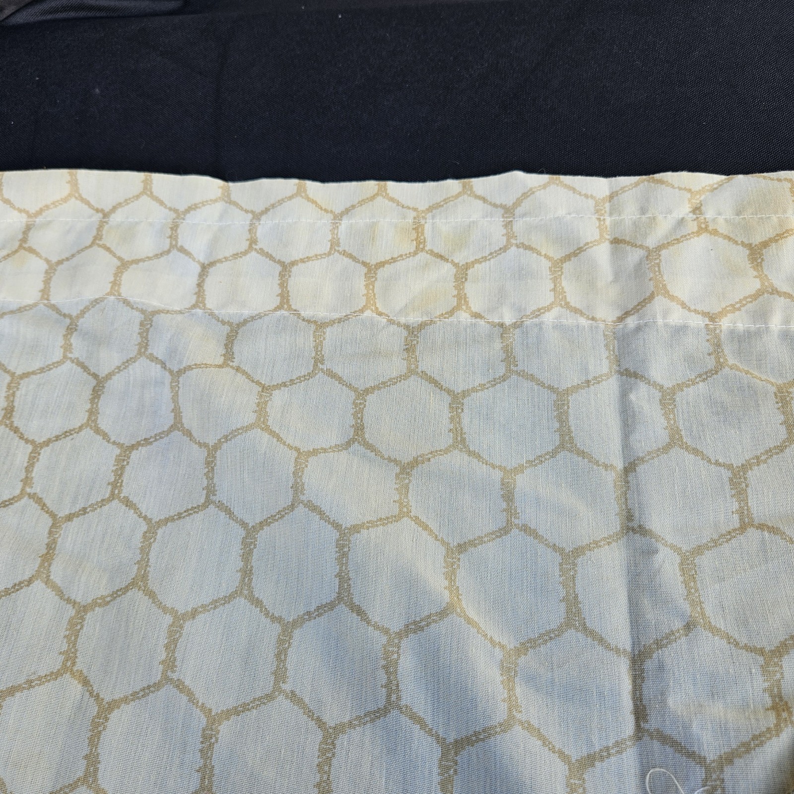 Rooster café curtains with valance vintage. Some staining, possibly from Sun