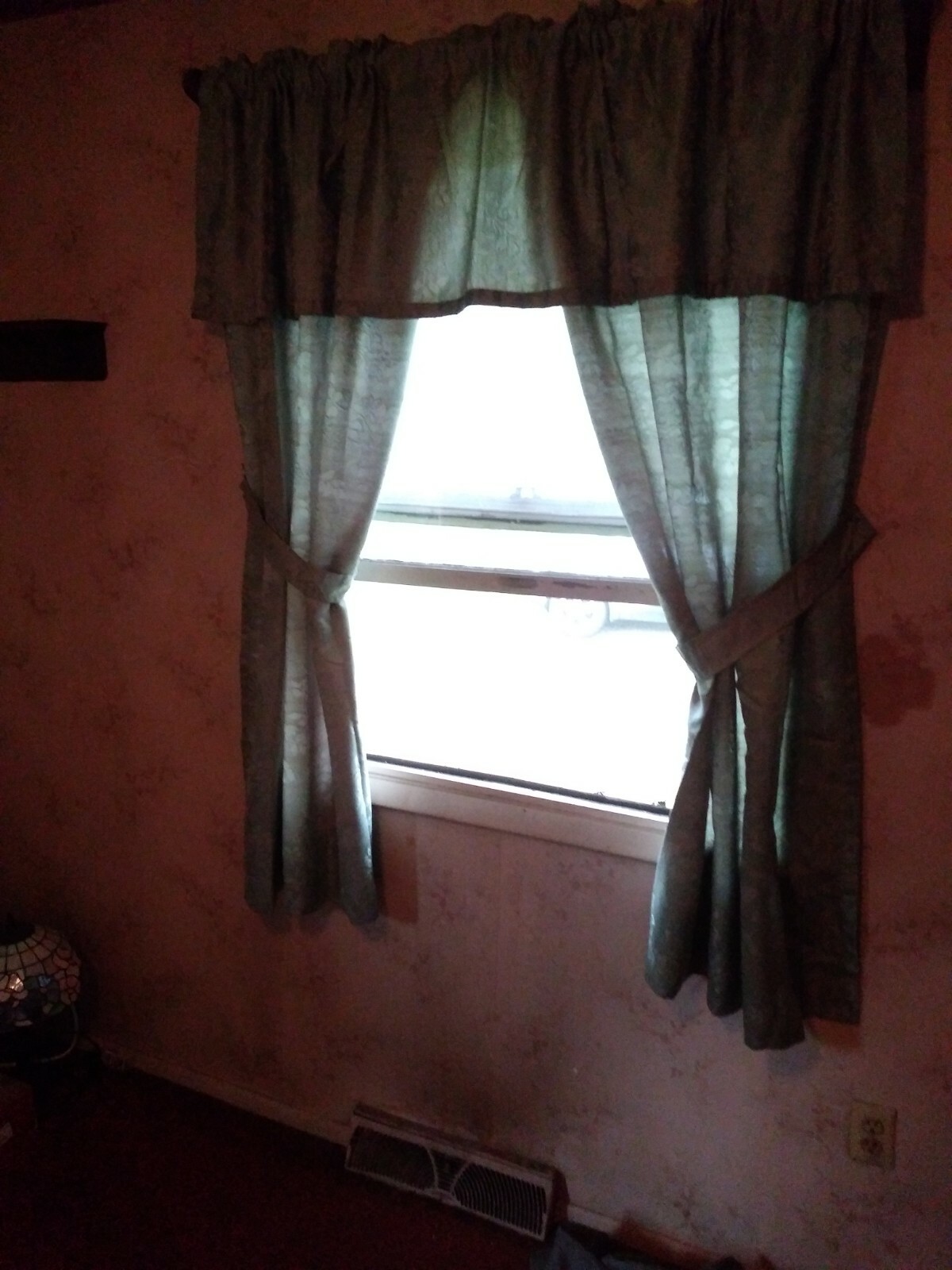 Vintage Set Of 2 Green Floral Drapes