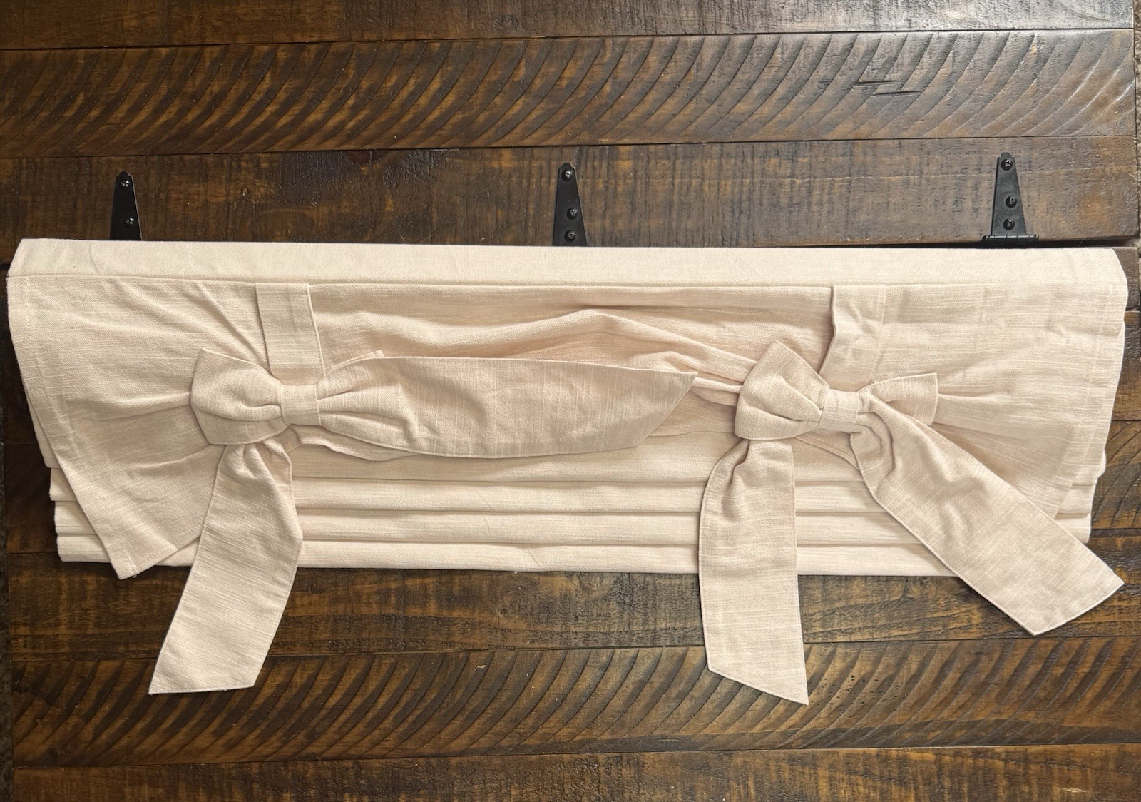 Pottery Barn Kids Evelyn Bow Valance Cordless Blackout Roman Shade 32”x64” Blush