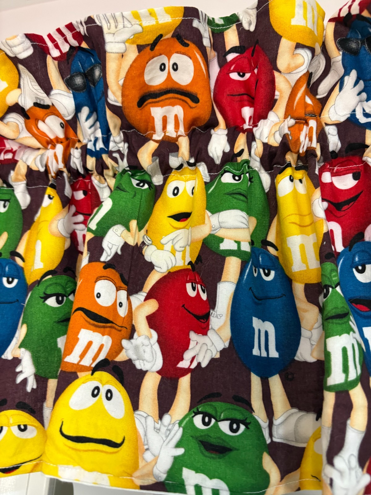 M & M print Cotton Valance