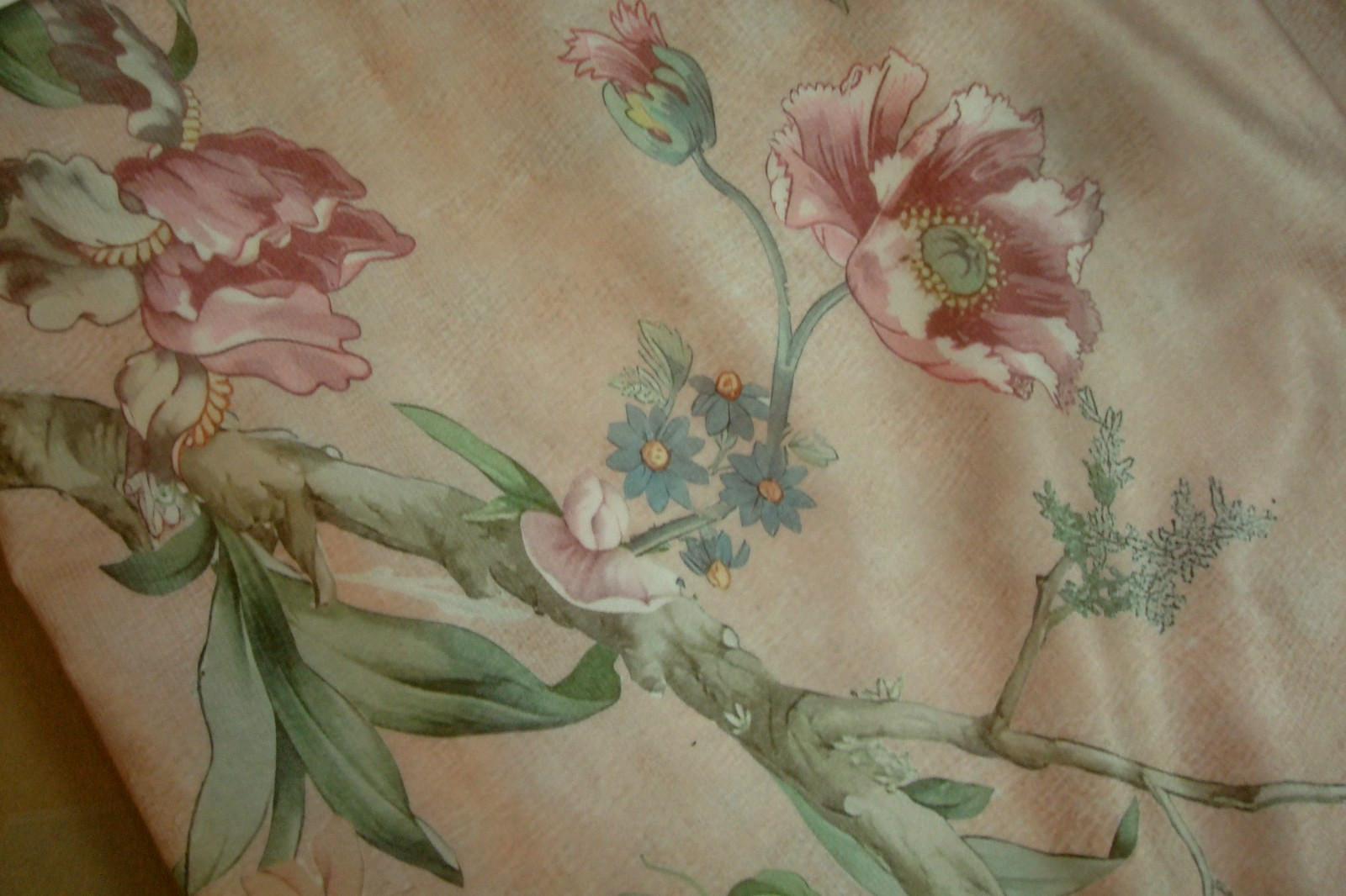 NWT Callisto Home Window Panel Curtains 2 pc Floral Scroll Lt Blush 38 x 96″ lg