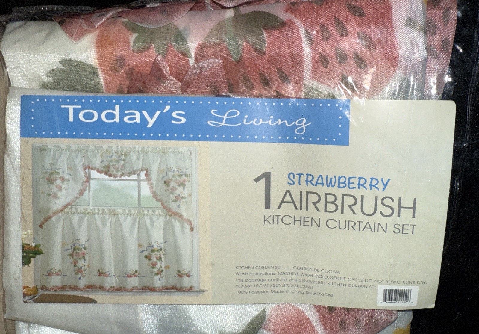 Vintage Today’s Living Strawberry Airbrush Kitchen Curtain Set 60×36 Swag Tiers