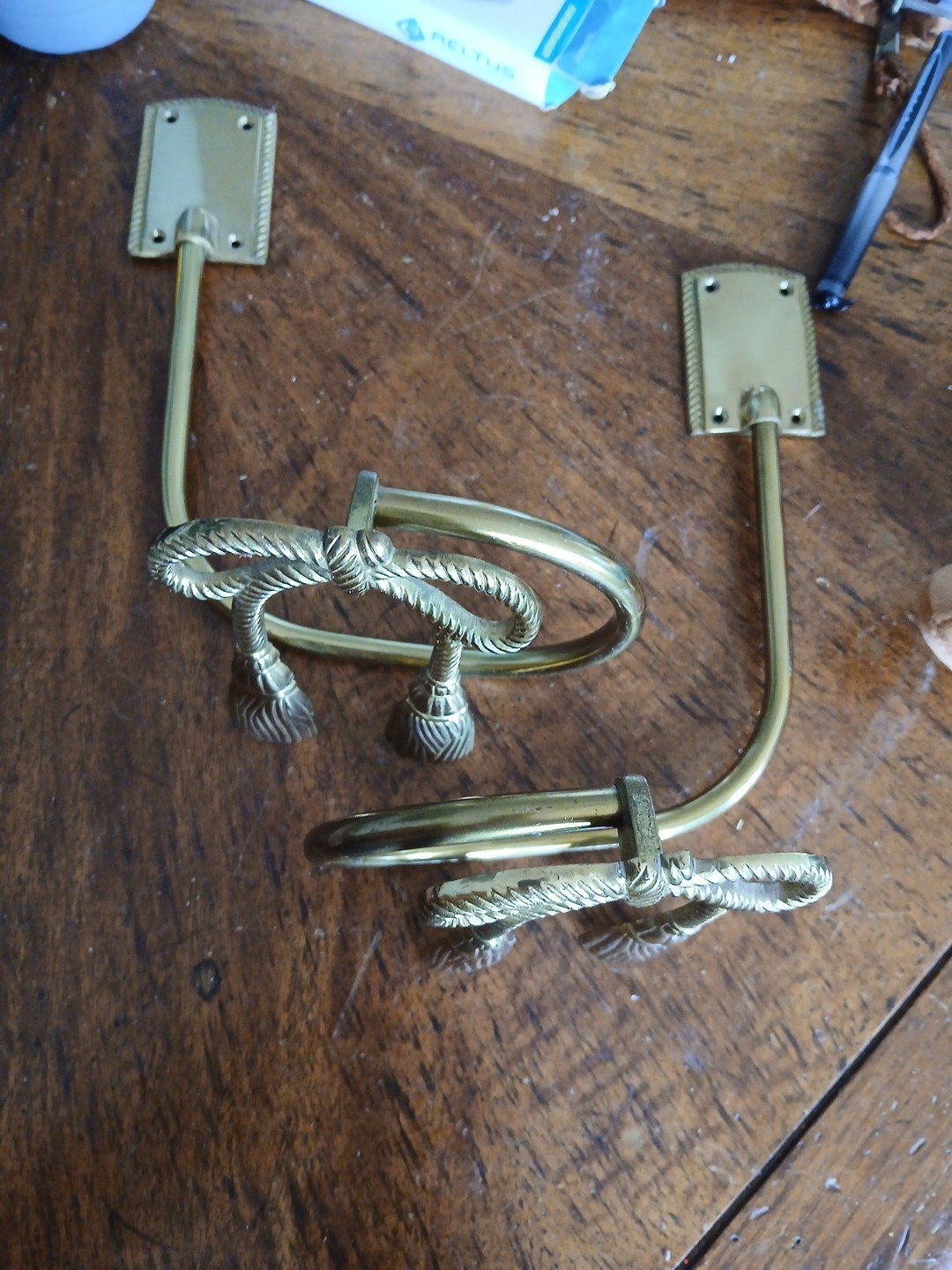 RARE Vtg BOW TASSELS Hollywood Regency Glam Brass Curtain Holder Tie Backs Brass