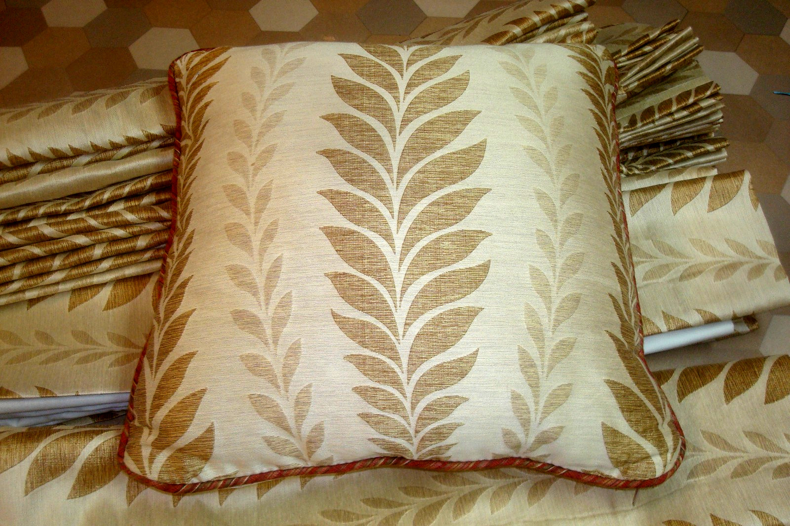 Gorgeous Custom DRAPES Gold Leaf Trellis Jacquard Pinch pleat 2 panels 85″ lg