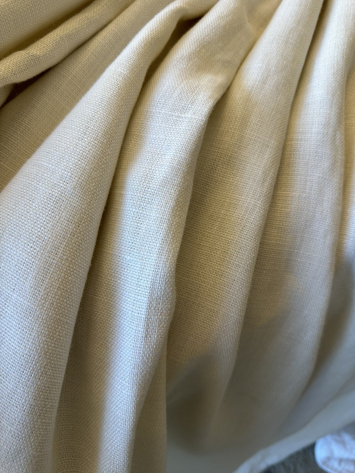 Single Restoration Hardware Belgian Textured Linen Curtain 96×48 White Lined