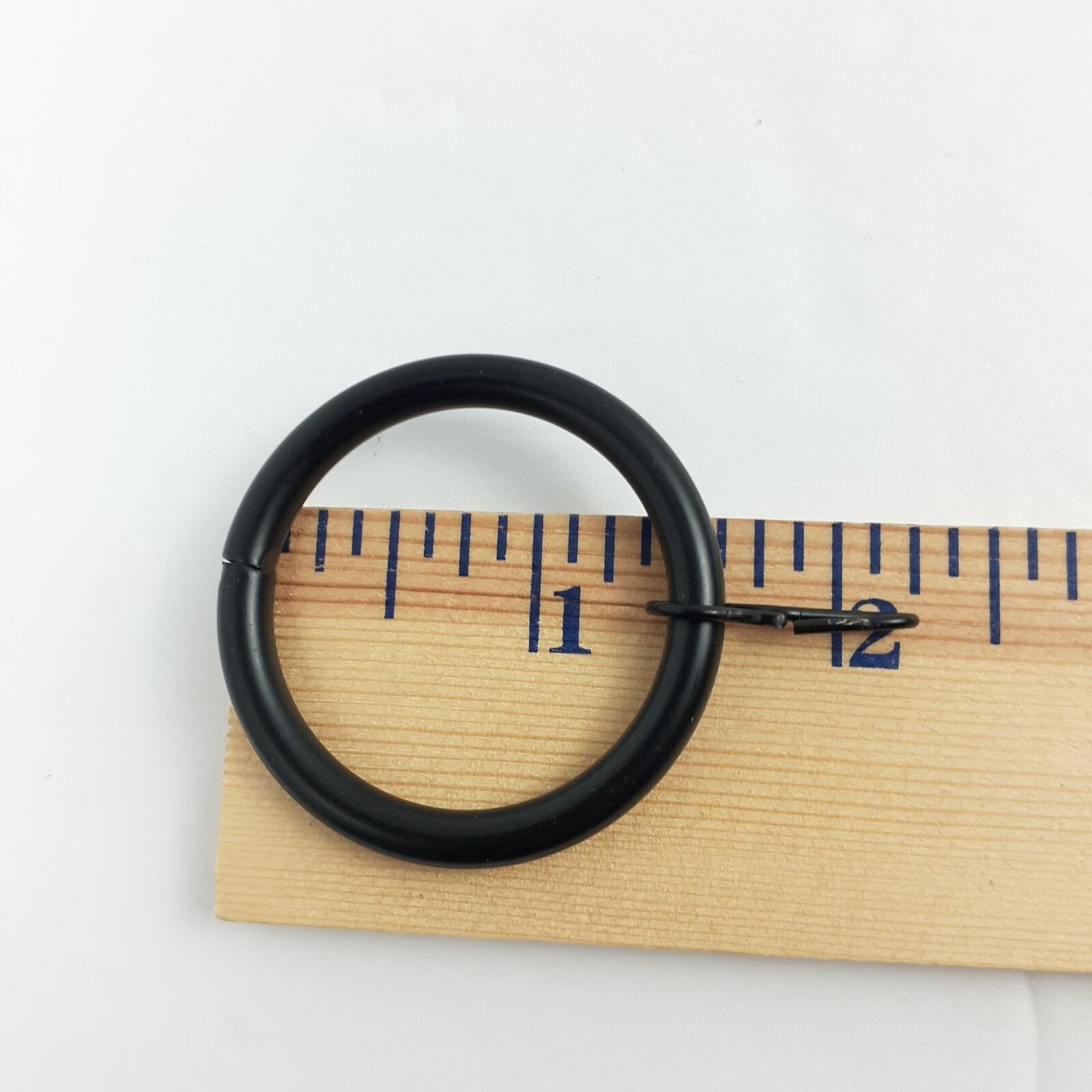 17 Round Curtain Rod Rings with Hooks Black Metal 1.5in
