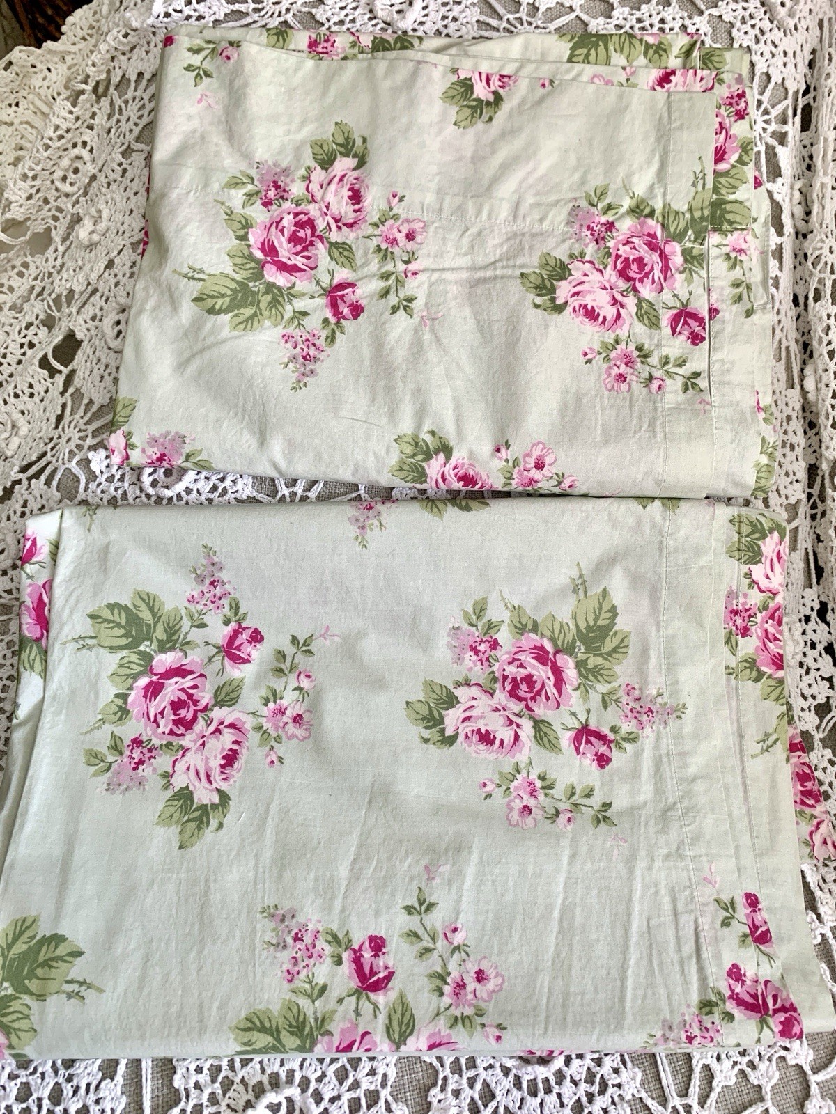 Vtg Pair Carole Little Home Collection Window Panel Pink Green Roses Rod Pocket