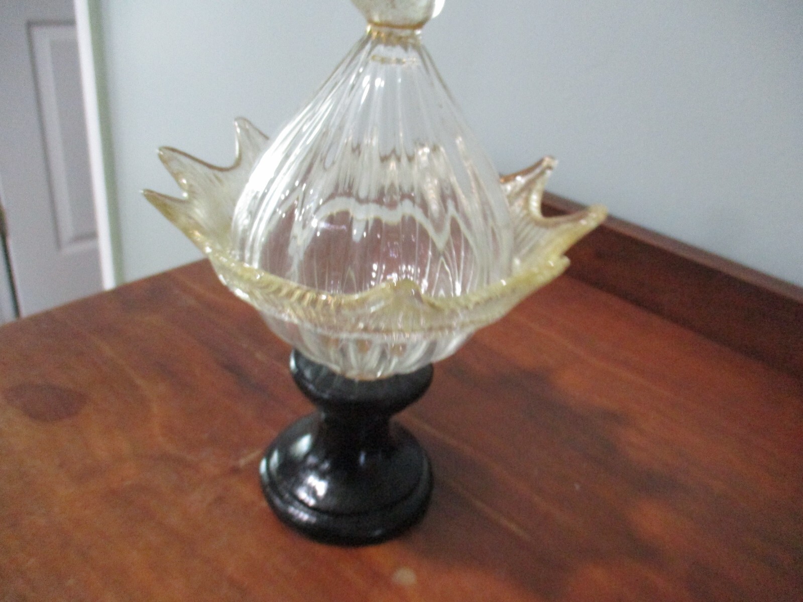 Murano Clear crown gold button top scalloped Murano Glass Curtain Rod Finial
