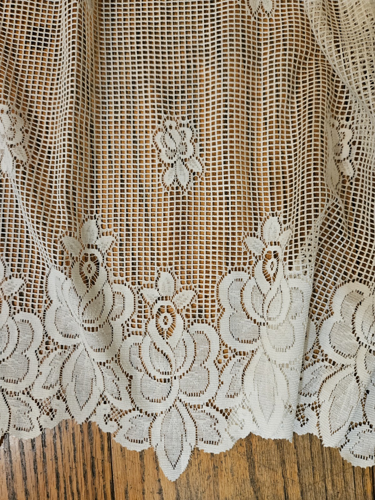 Vtg Off White Sheer Floral Lace Pattern (3) Curtain Panels 46″W*x56″L with Rings