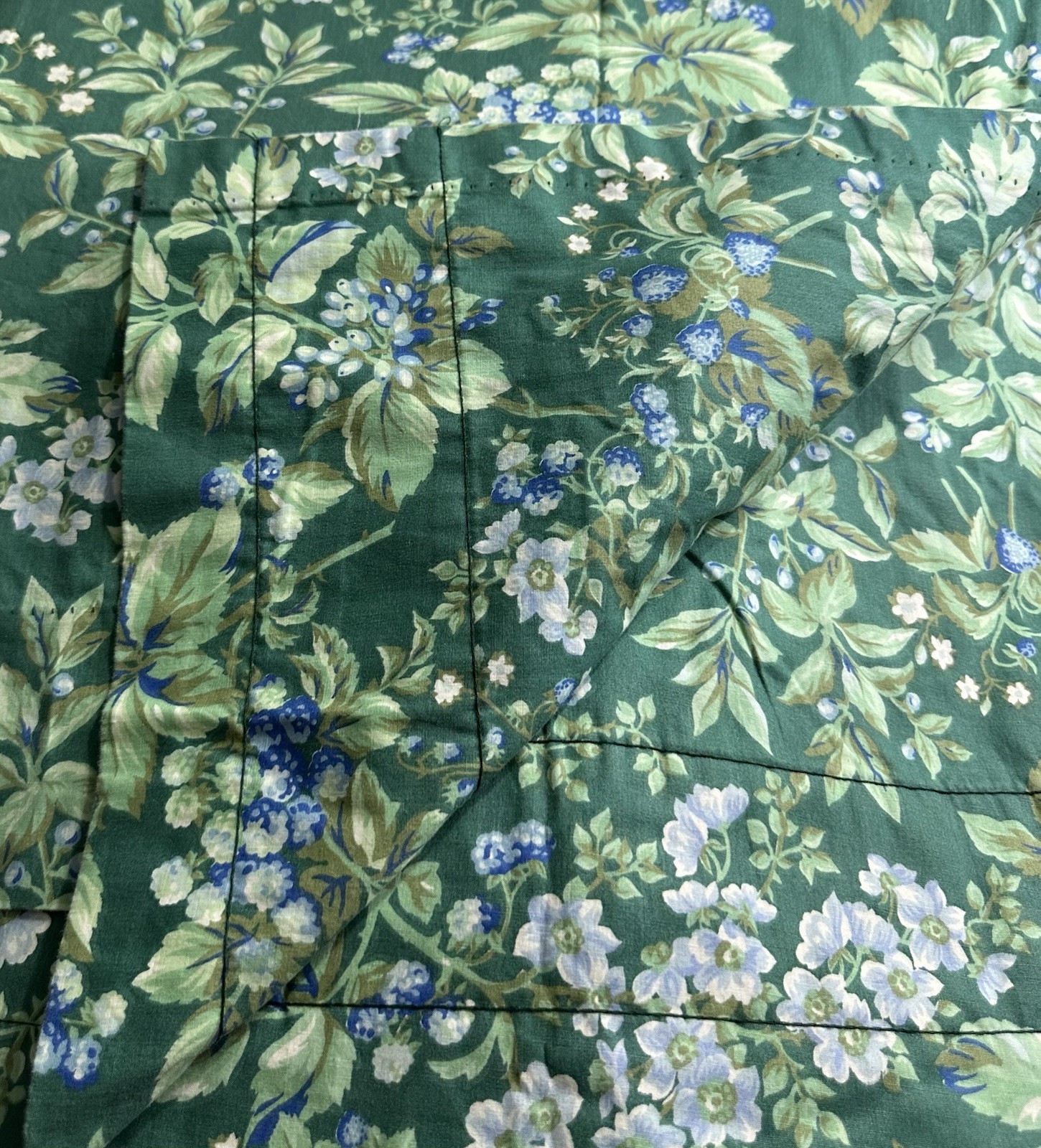 Laura Ashley Brambleberry Green Rod Pocket Lined Drape 41”x85”