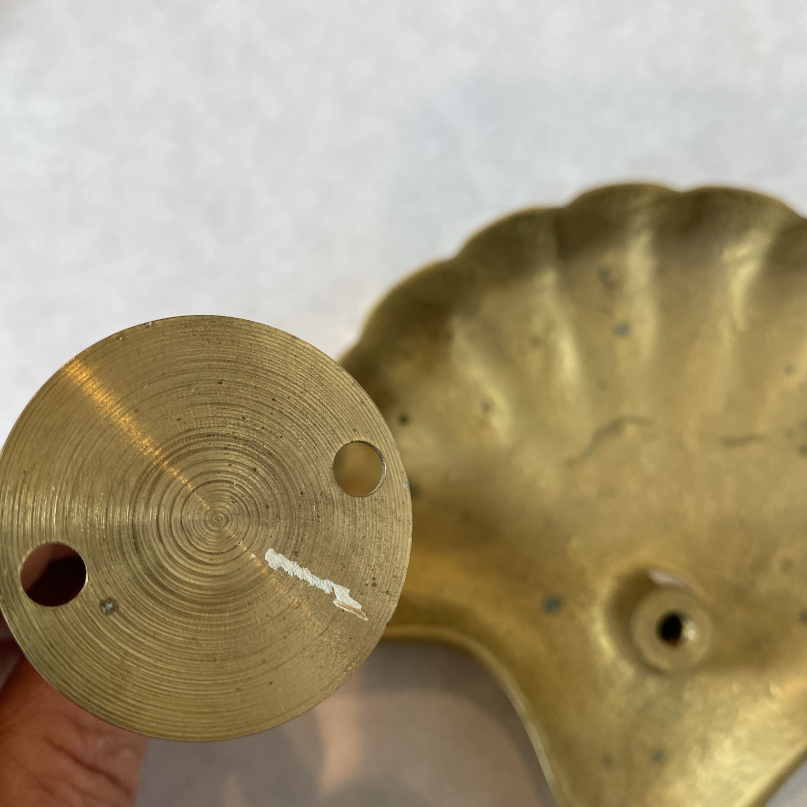 Lot 2 Vintage Brass Sea Shell Curtain Tieback Hook Regency Beach MCM Tie Back 5”