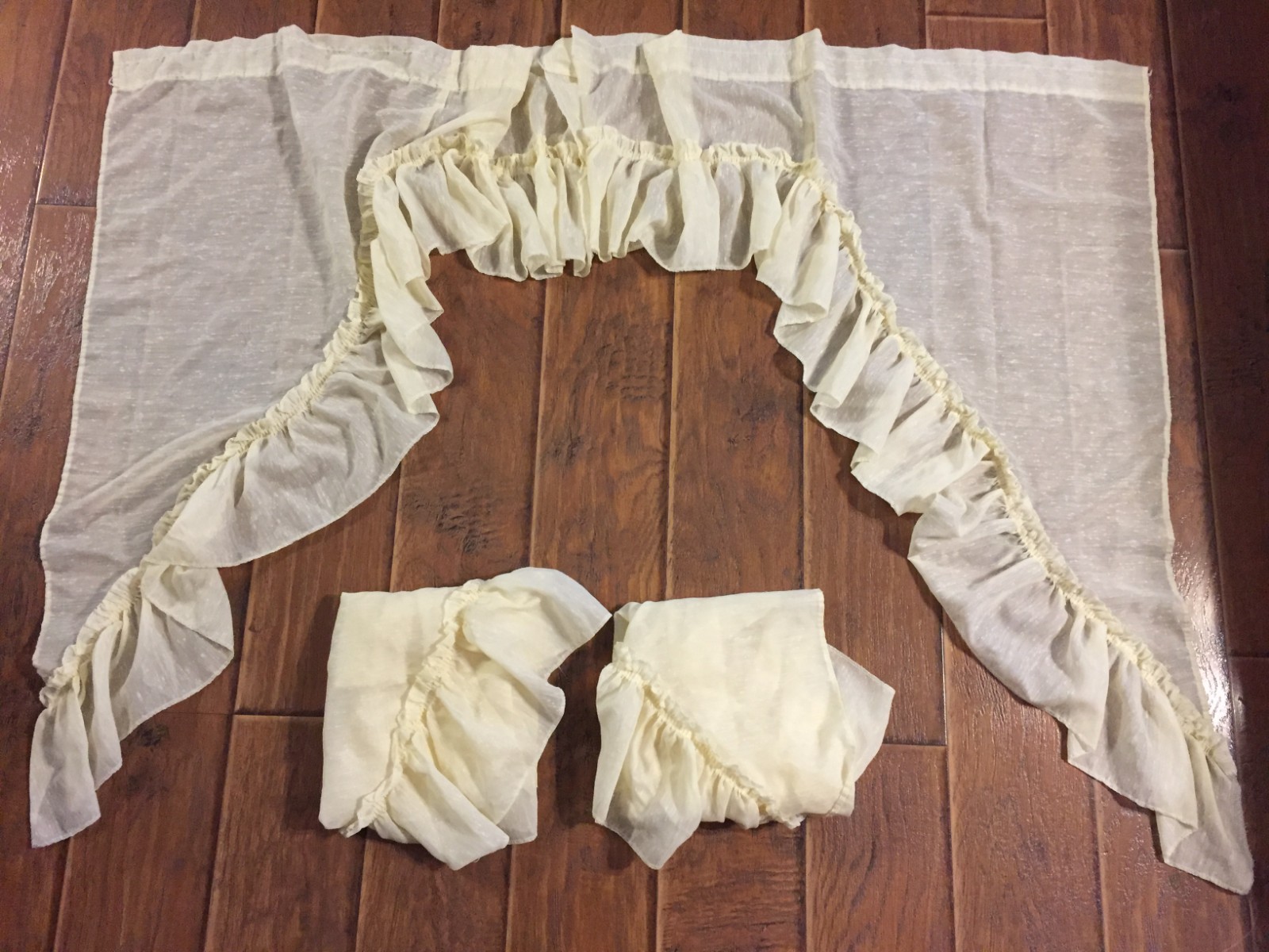 2 Sets Off White Kitchen Curtains,Ruffled Edges,38″ Length, 68″ Across Top,READ