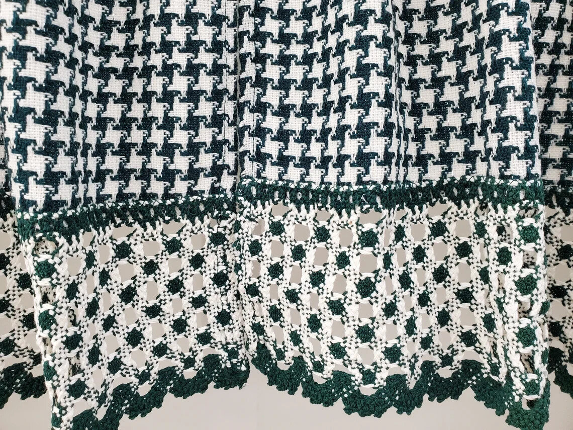 Hunter Green Houndstooth Swag Pair with Crochet Hem 60Wx38L