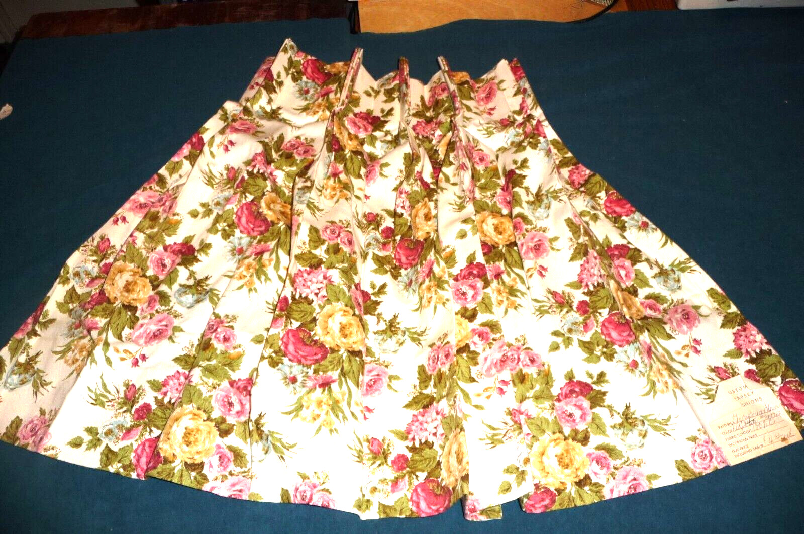 Pleated curtain panel white Pink floral Top 17″ Bottom 44″ Length 23″ 5 pleats