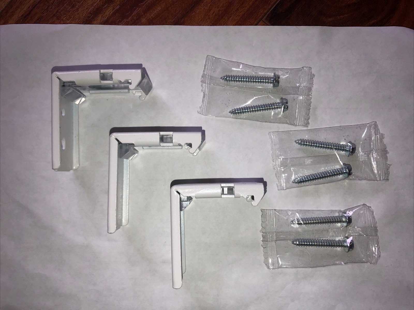 Graber / Bali Mounting Bracket for VertiCell, Vertical Cellular – White – 3 ea
