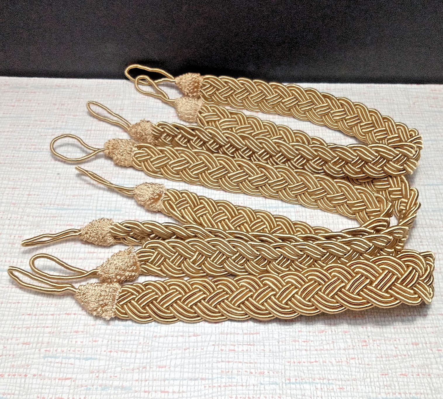 Set 4 Braided Curtain Tie Backs Gold Corded 24.5″ Long each Beautiful
