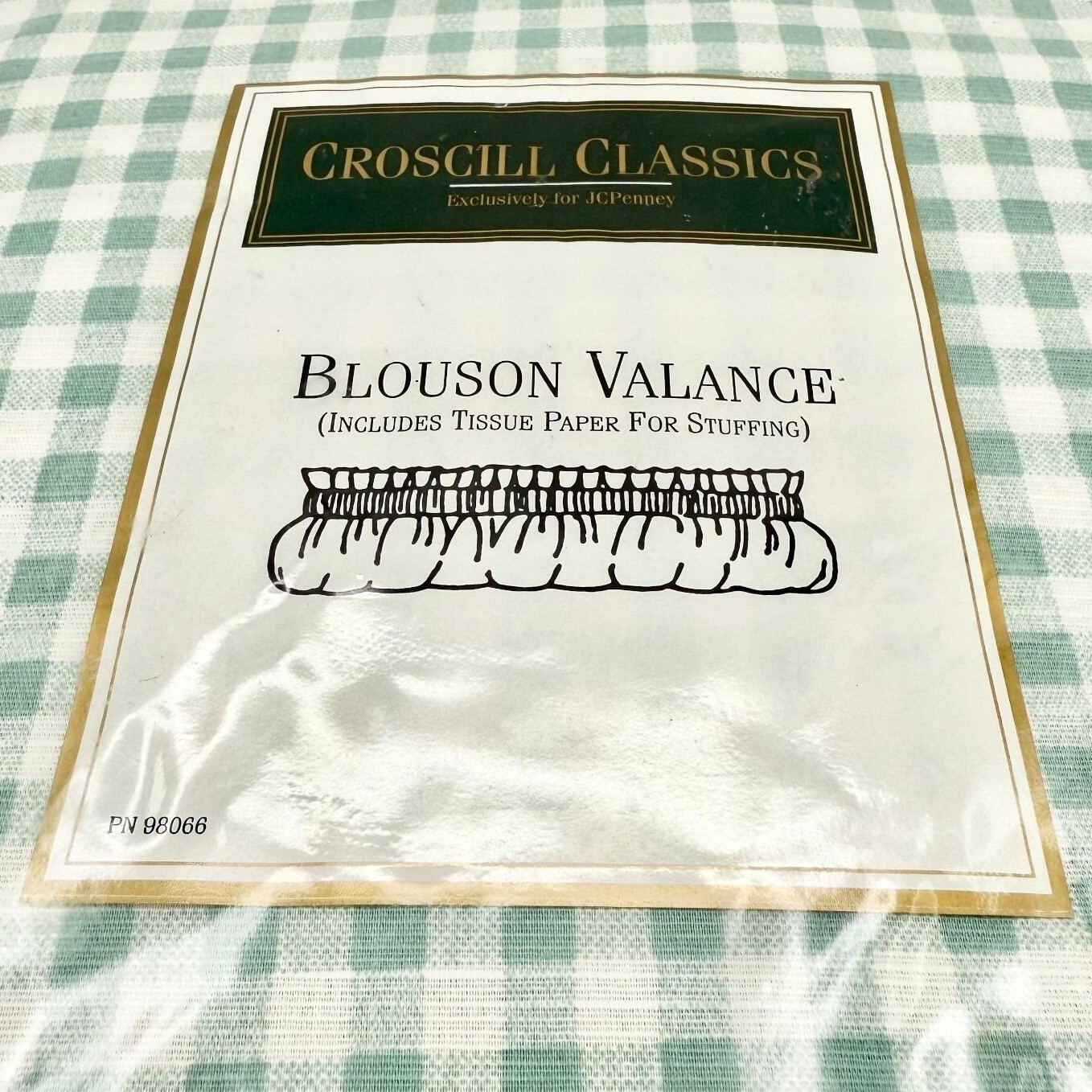 Croscill Classics Green Gingham Blouson Berkshire Valance 88×15 Country Cottage