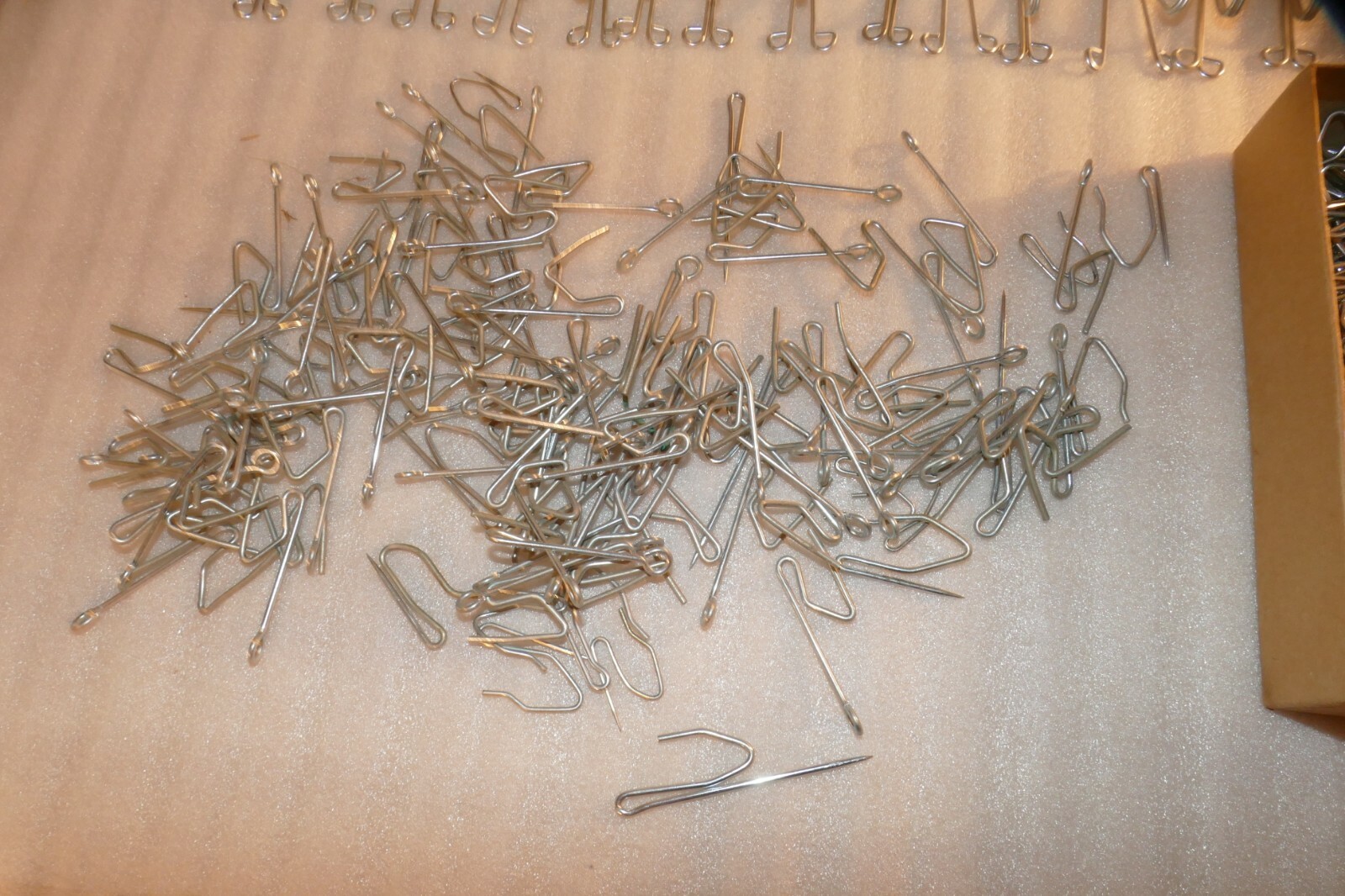 31 VINTAGE metal 3″ DRAPERY CURTAIN HOOKS + about 2 pounds assorted others LOT