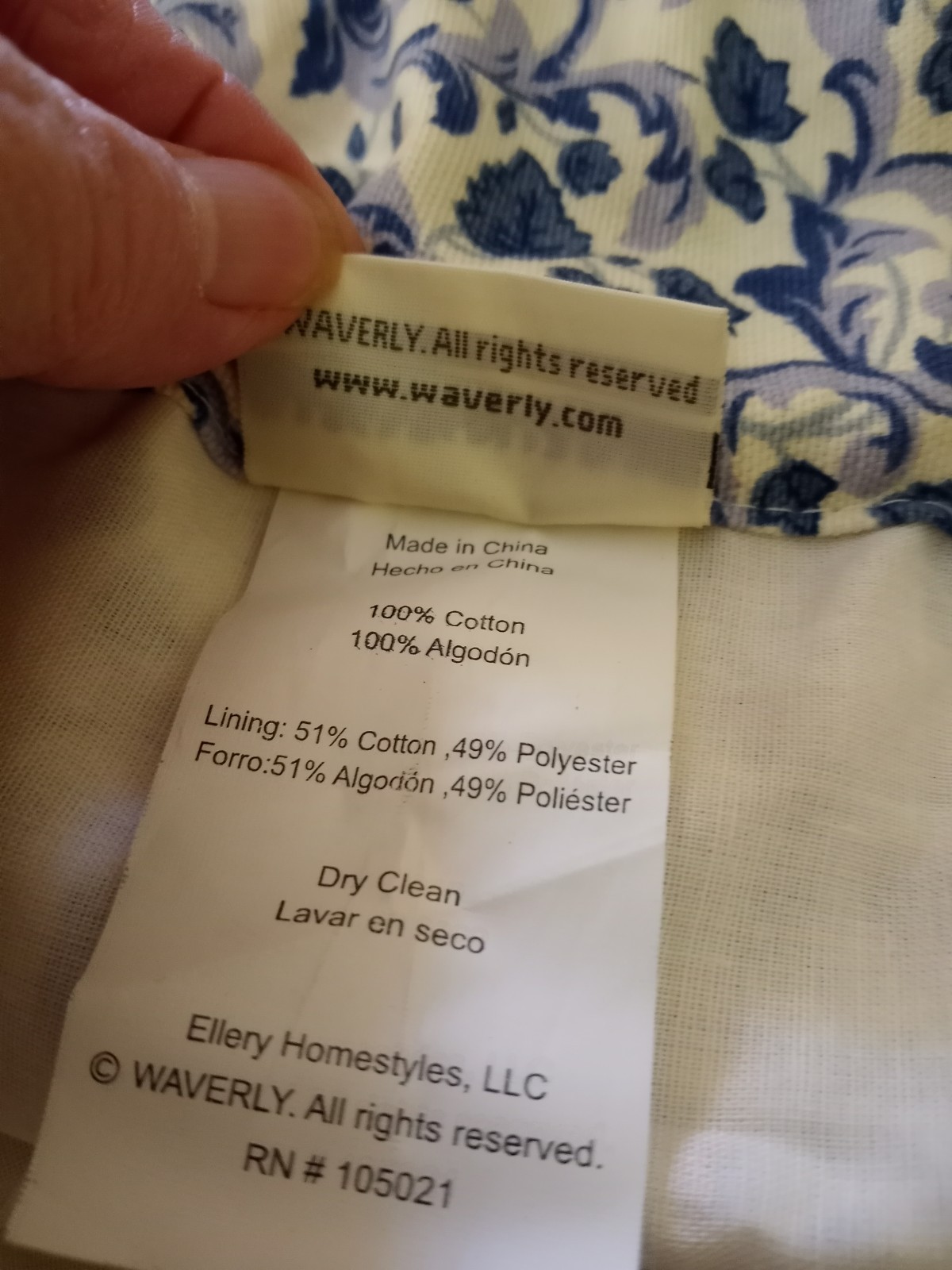 2) Vtg Waverly Blue & White Leaf & Vine Valances Cotton 80×20 Scallop Balloon