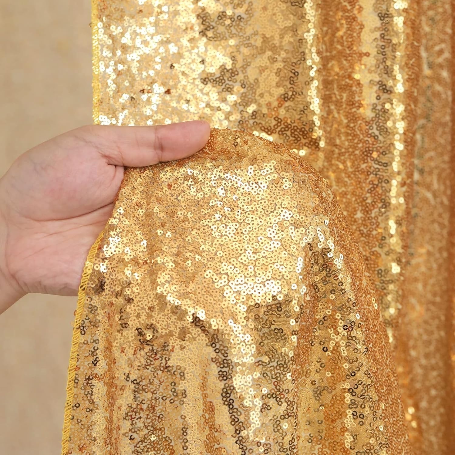 Paneles De Telón De Fondo Con Cortinas Con Lentejuelas Doradas, 2FT x 8FT NUEVO.