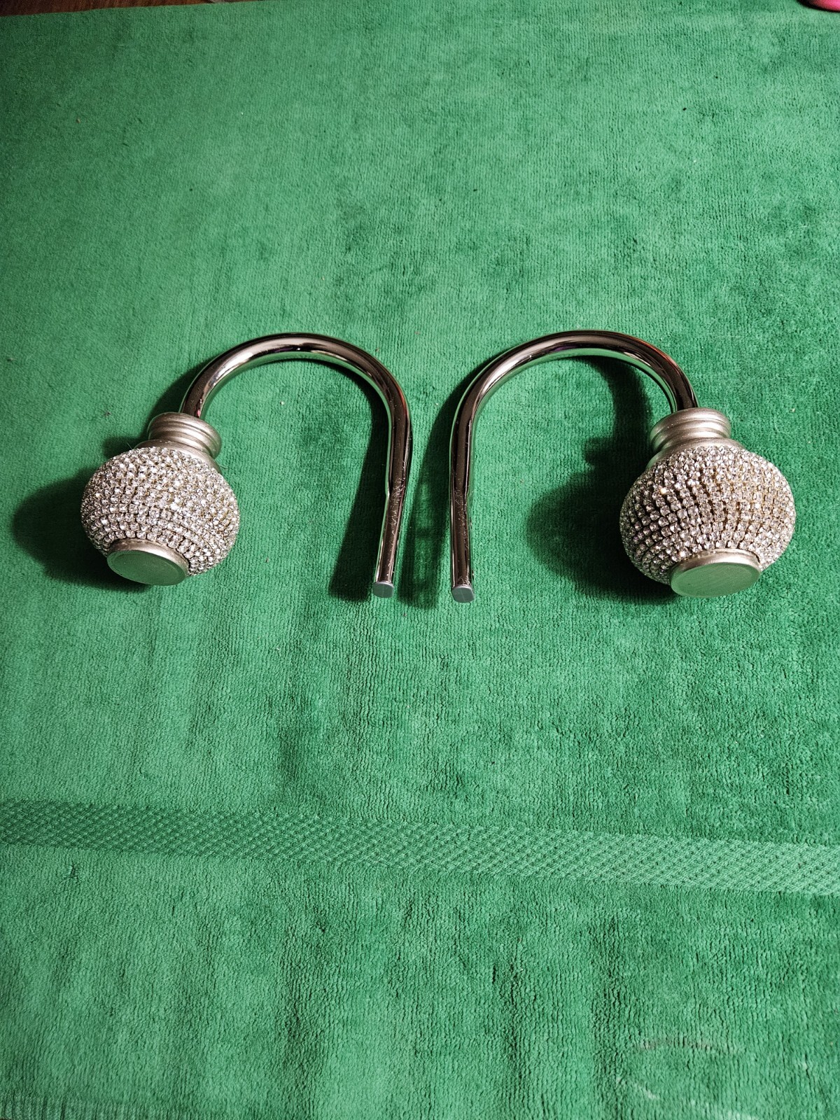 2 x Curtain Hold Backs Brackets With 2 3/4″ Rhinestone Balls. Silver Tone/chrome