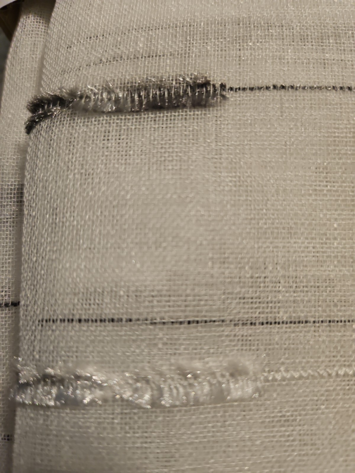 2 SETS COMFORT BAY SHEER CURTAINS “MOREAU” 4 PANELS Total ROD POCKET 26X84 NEW