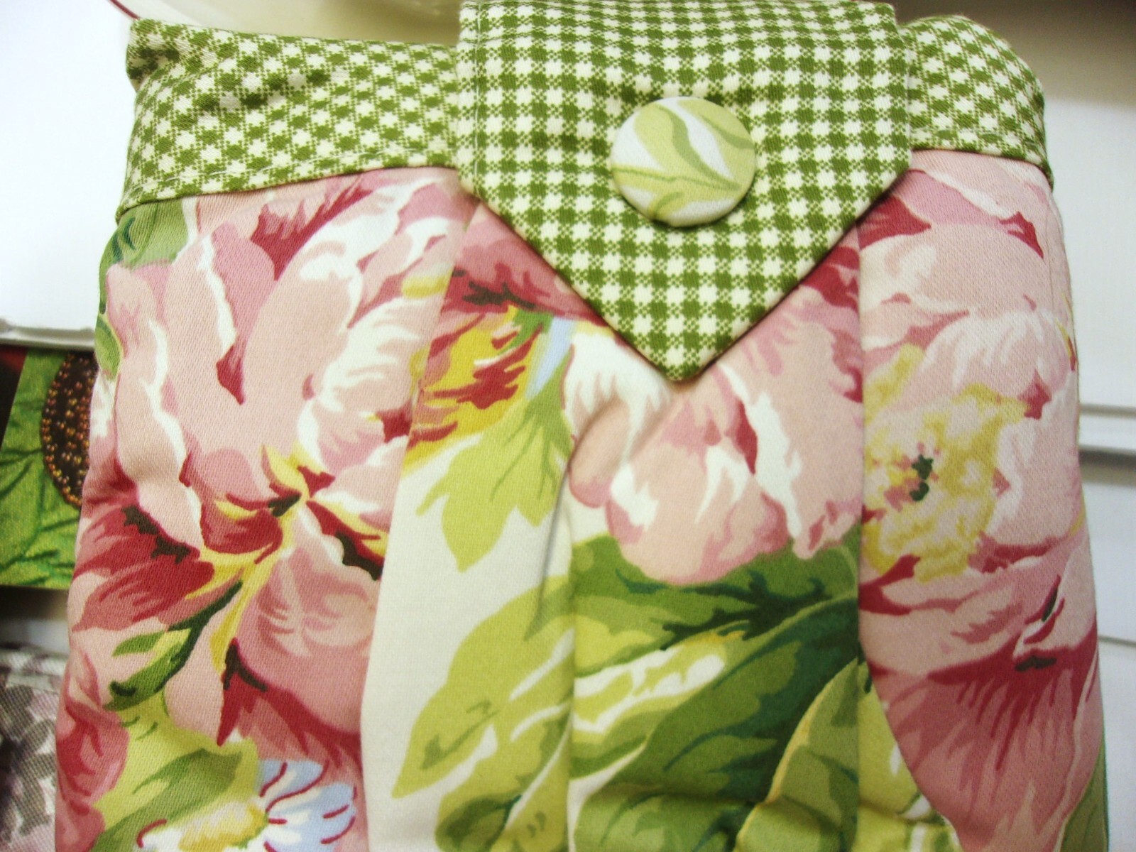 Waverly Home Classics Valance “Clarissa Valance” 42 x 21 x 6 in, New in Package