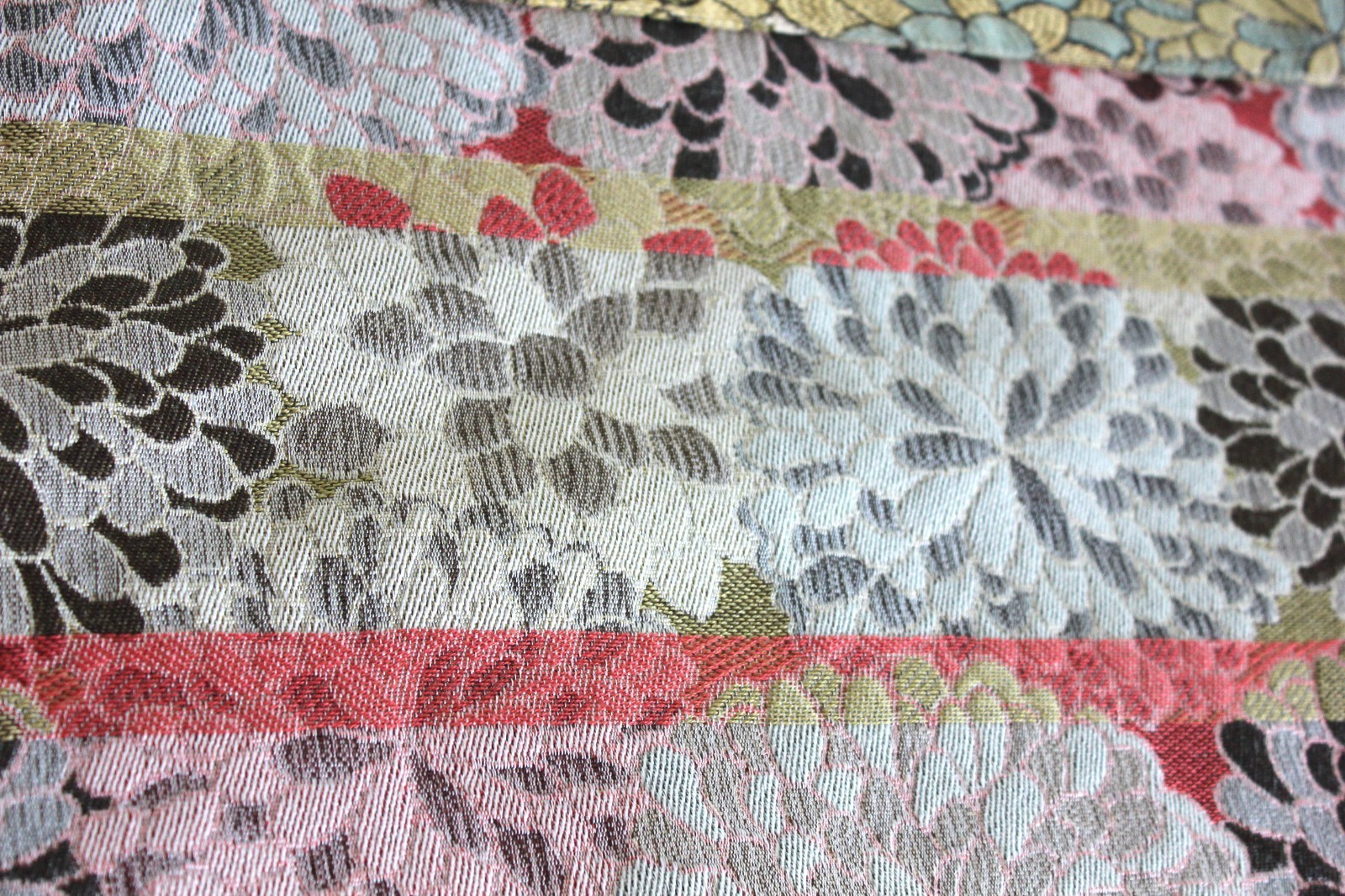 Modern Maximalist Mums Tapestry Valance 54×16 Bold Blooms Floral Woven Jacquard