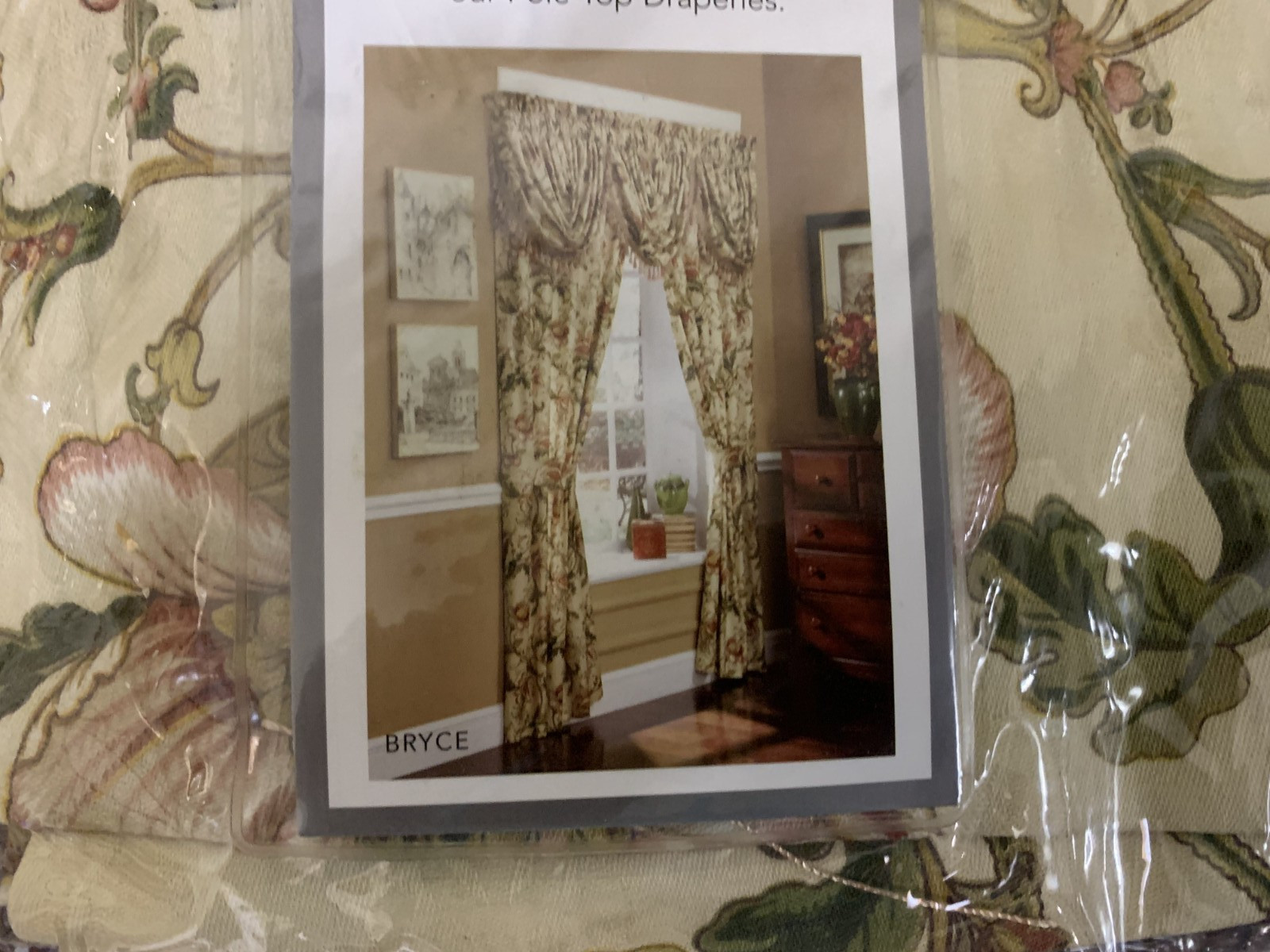 Croscill Bryce Floral Waterfall Swag Valance 48″ x 33″ Tassels Cotton NIP