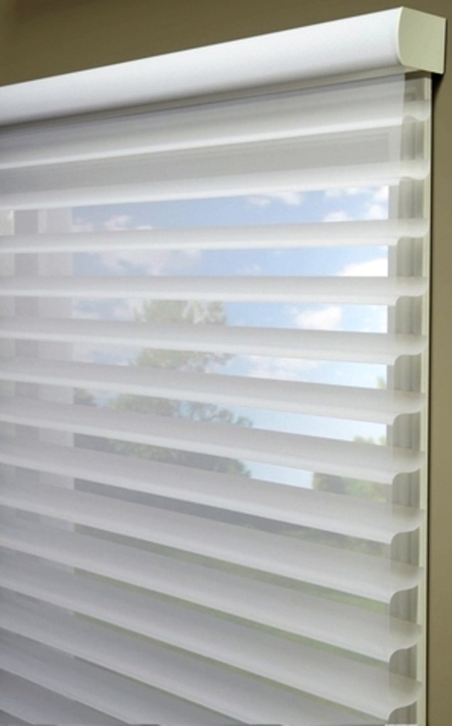 Hunter Douglas Silhouette 3″ Bonsoir Moonlight Shades