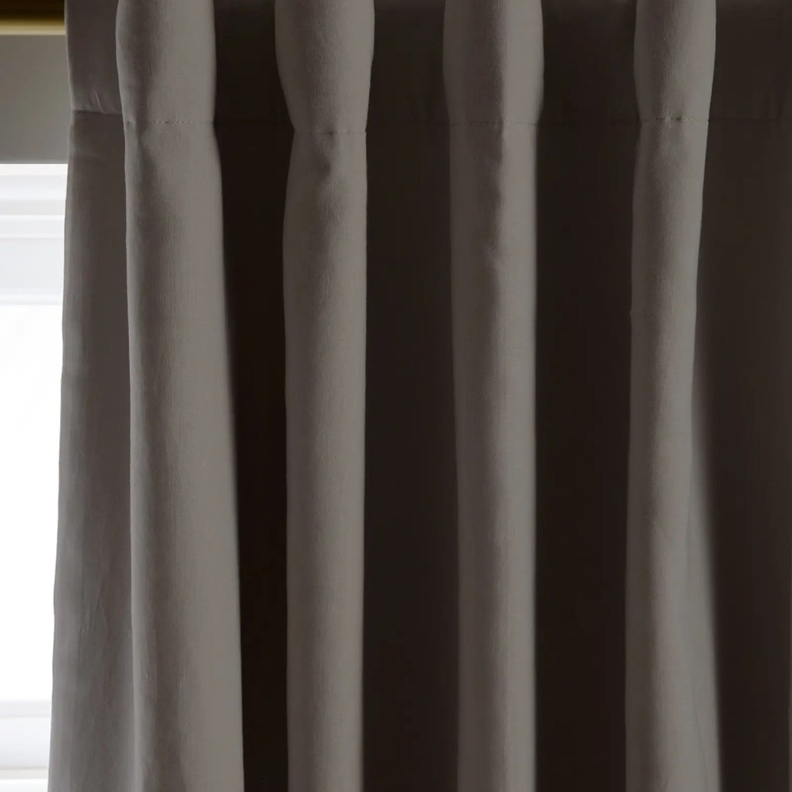 Quince European Linen True Blackout Curtain Panel Cloud Gray Size 96” x 120”