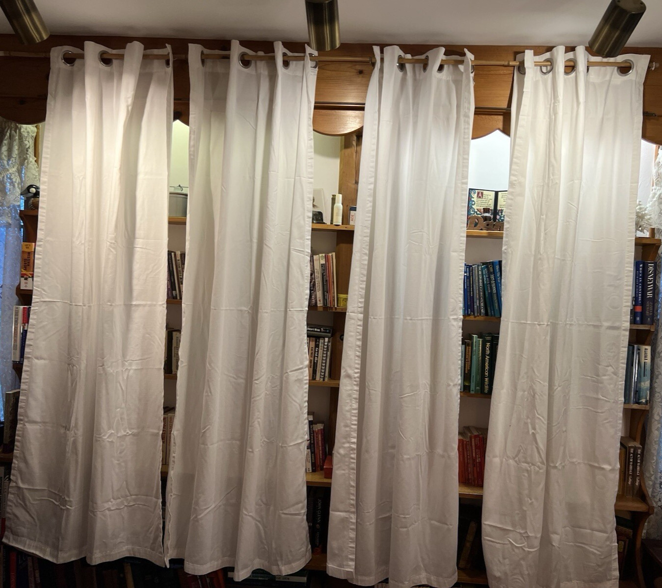 4 panels (2 pr) EUC white poly/cotton “Threshold” (Target brand) 81″Lx42″W each