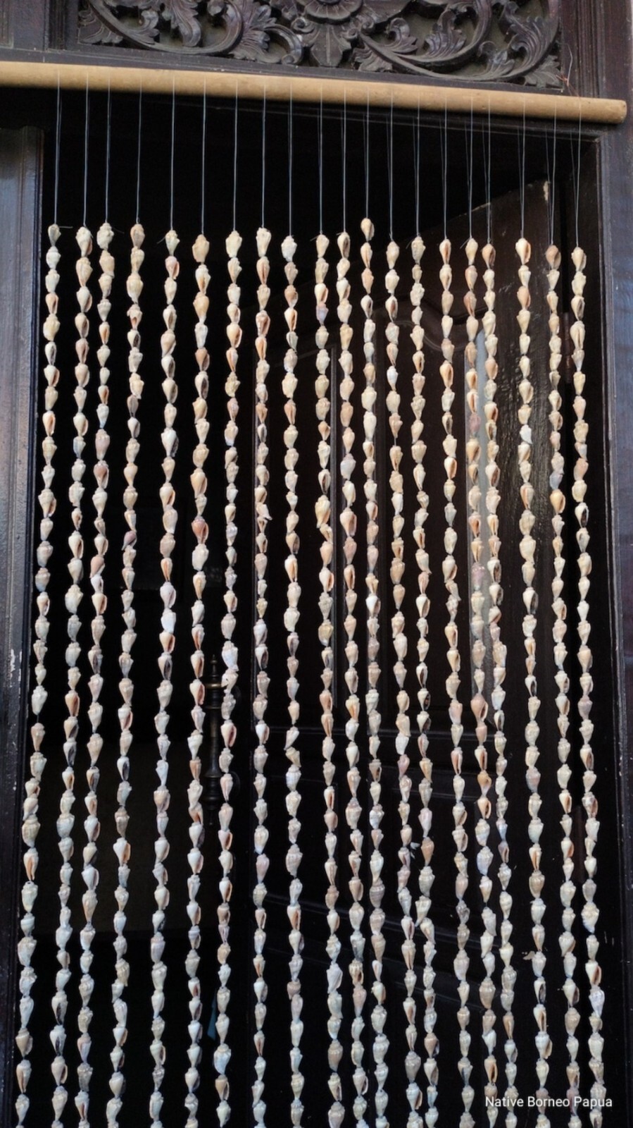 10 strand Papua big shells curtains,new guinea art, home decor, gifts,wall deco
