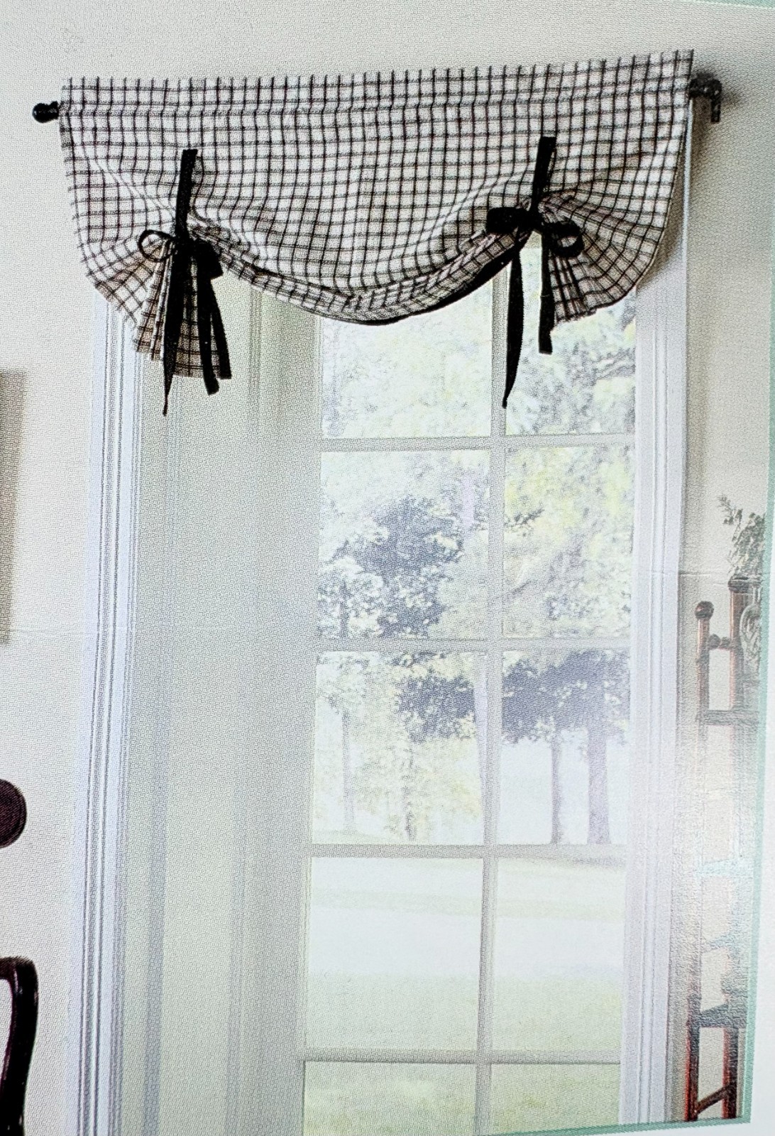 Waverly Garden Room – Wellington Plaid – Tie Up Valance – New in Package