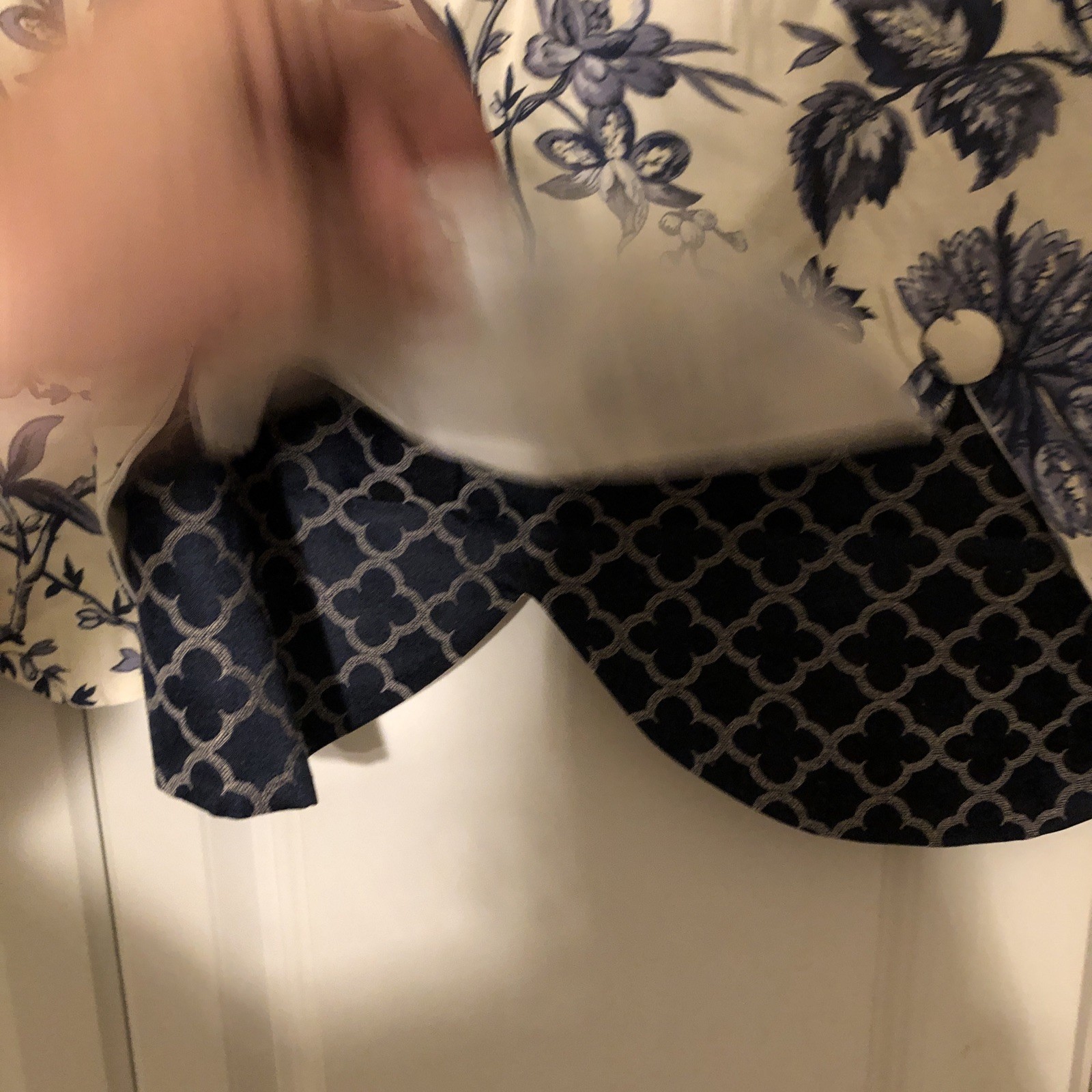 2Waverly Valance Layered Felicity Indigo Blue Flora Button Scalloped Lined 52×18