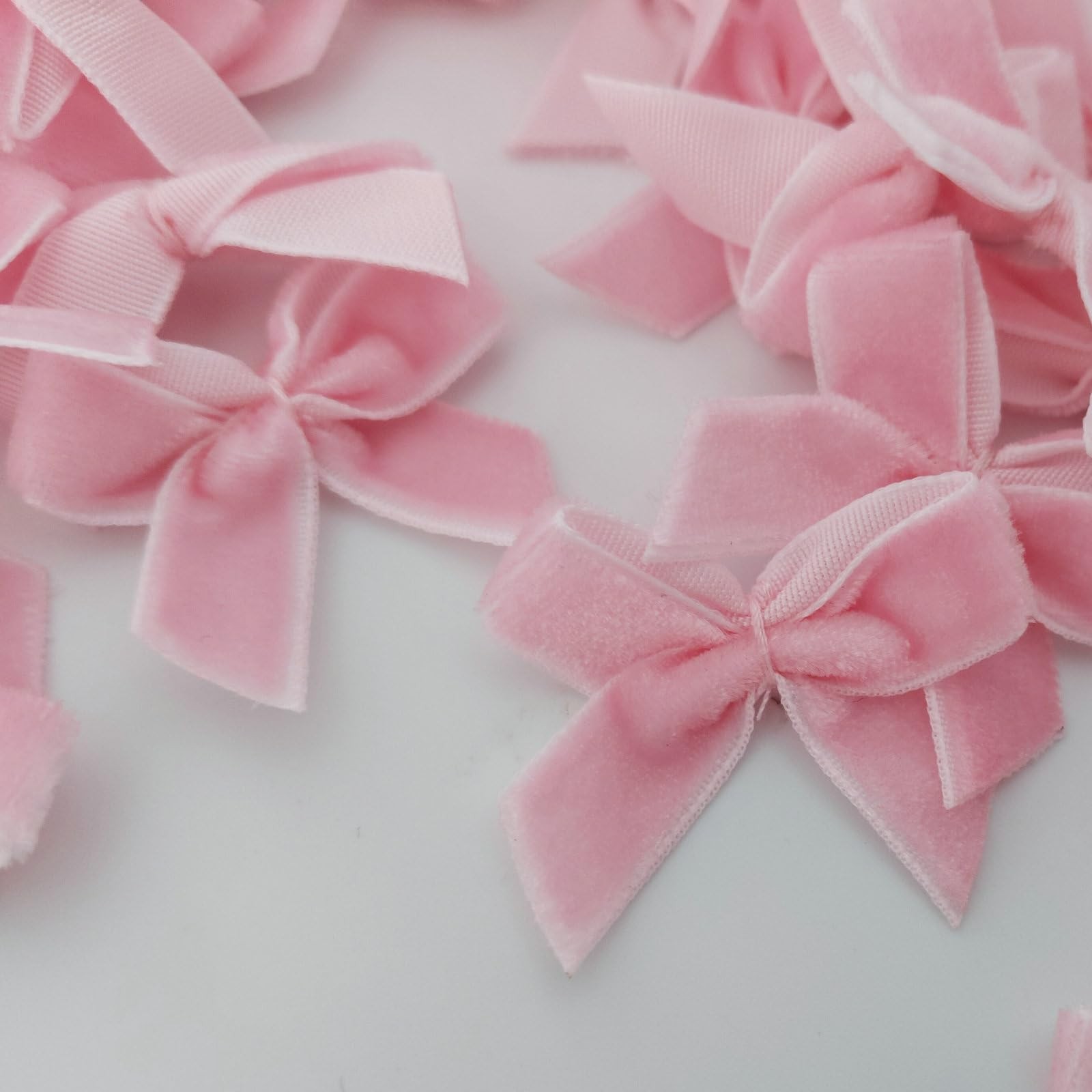 50pcs 1.2-Inch Mini Ribbon Bows in Baby Pink Velvet for Crafts Small Applique…