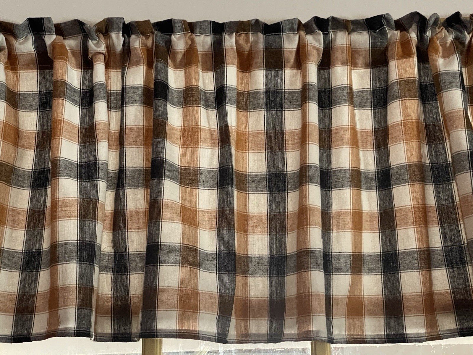 Tobacco Plaid, Curtain Valance 42”W x14”L, Country