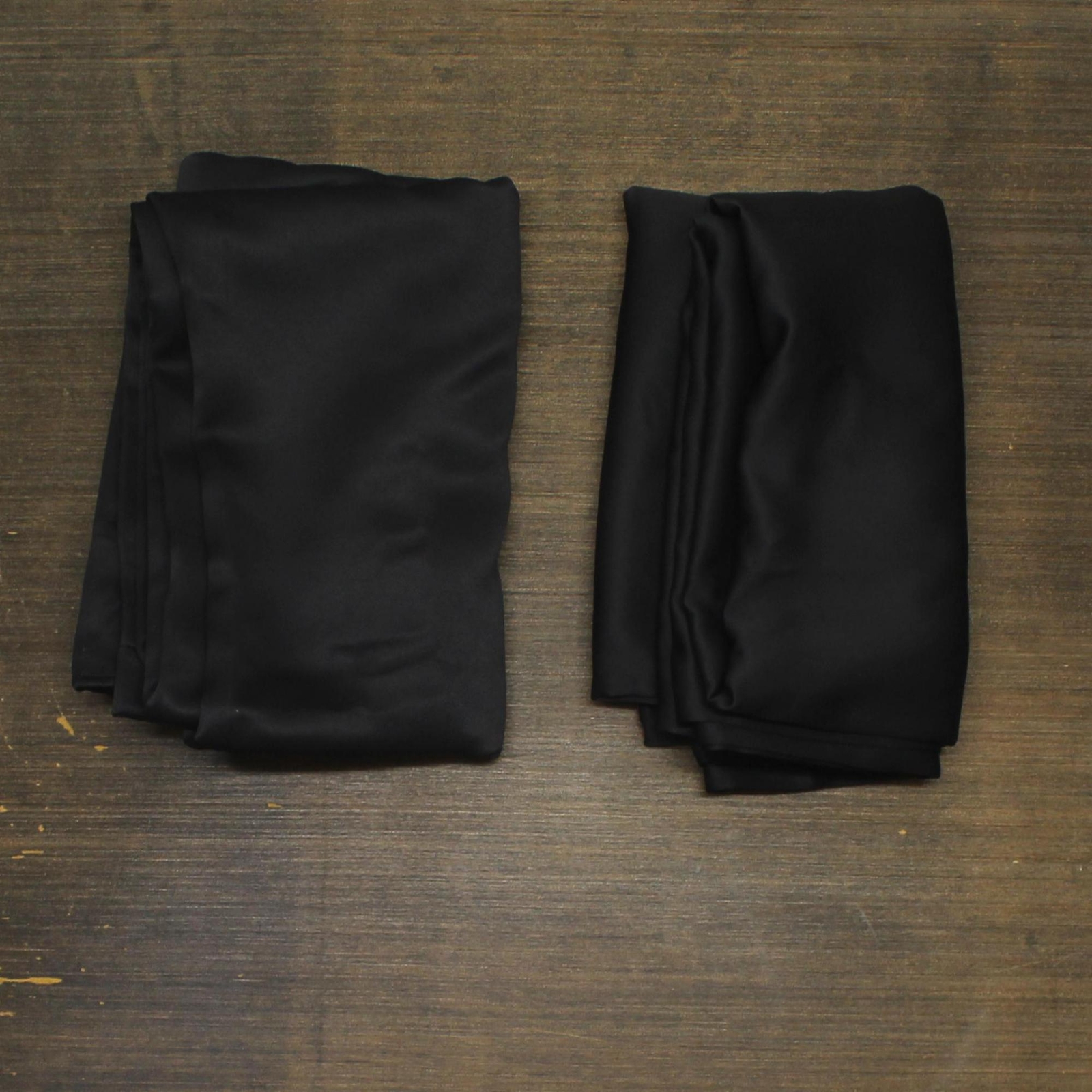 Eclipse Light-Filtering Rod Pocket Set of 2 Curtain Panel Black 52″ x 108″