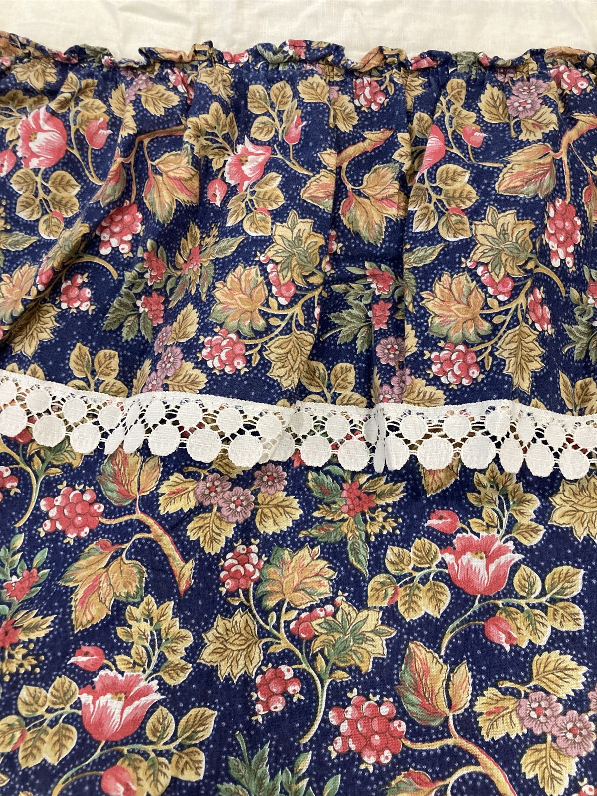 2 Pairs Attached Valances Rifled Laced Cotton Blend Floral Curtains 45”W/78”L